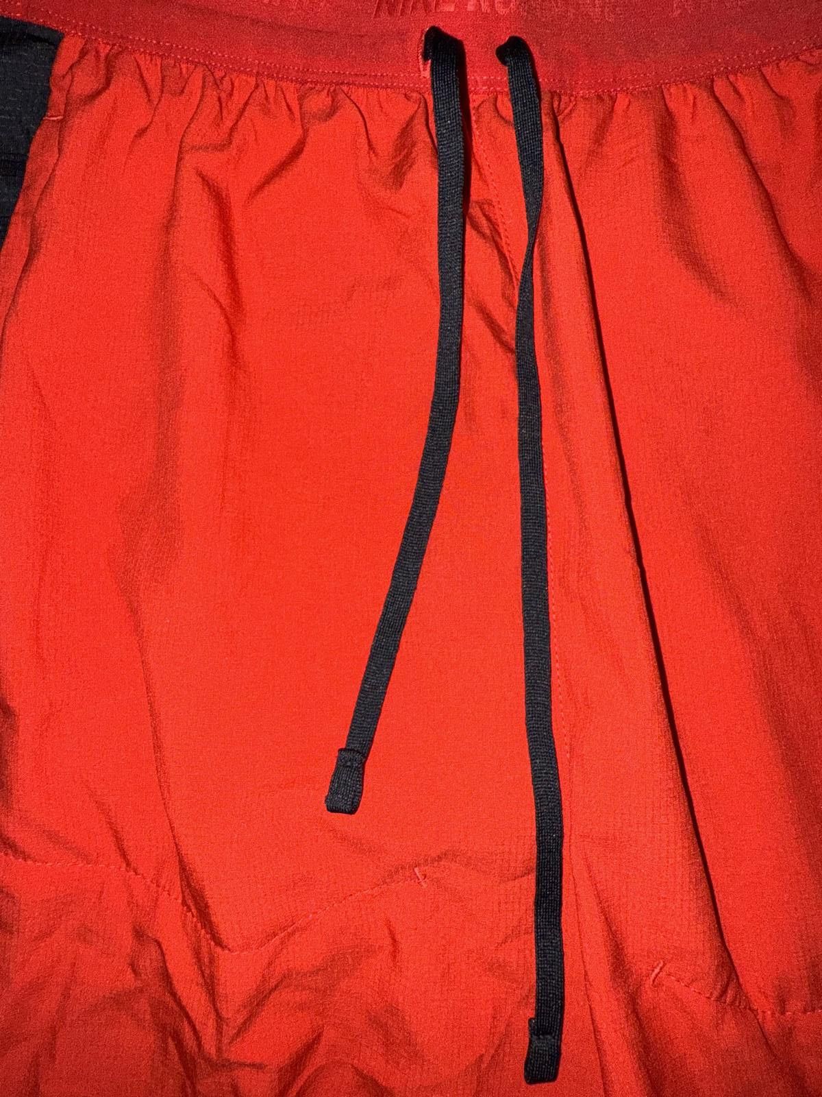 Nike Nike Men's Dri-FIT Stride 5'' 2-in-1 Running Shorts Size US 30 / EU 46 - 3 Thumbnail