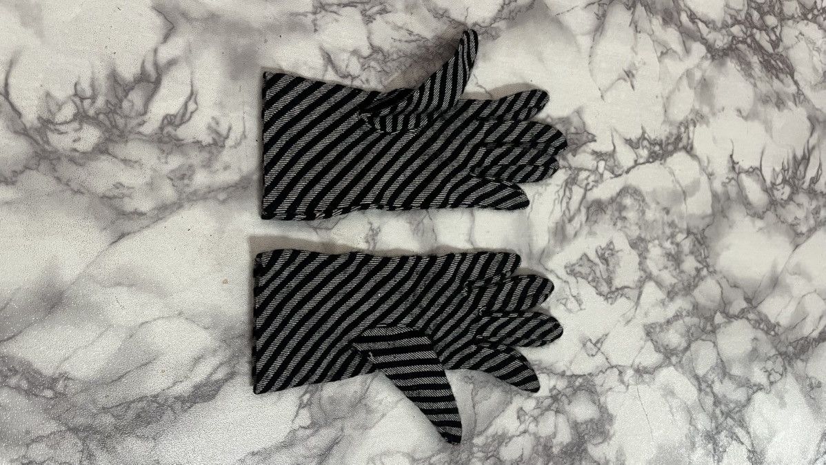 Issey Miyake Im Issey Miyake Glove Size ONE SIZE - 6 Thumbnail
