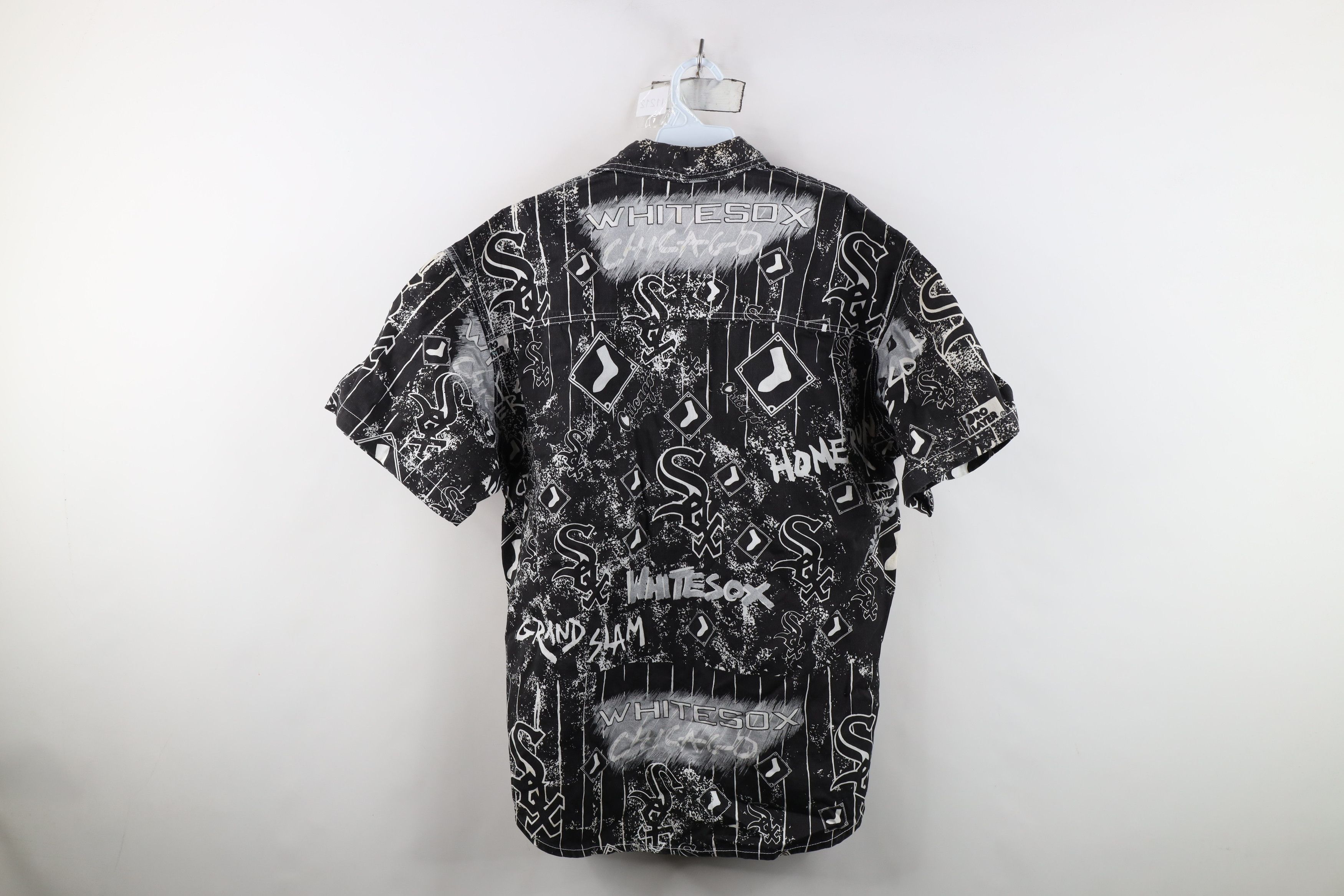 Vintage Vintage 90s Print Chicago White Sox Baseball Button Shirt Size US M / EU 48-50 / 2 - 12 Thumbnail
