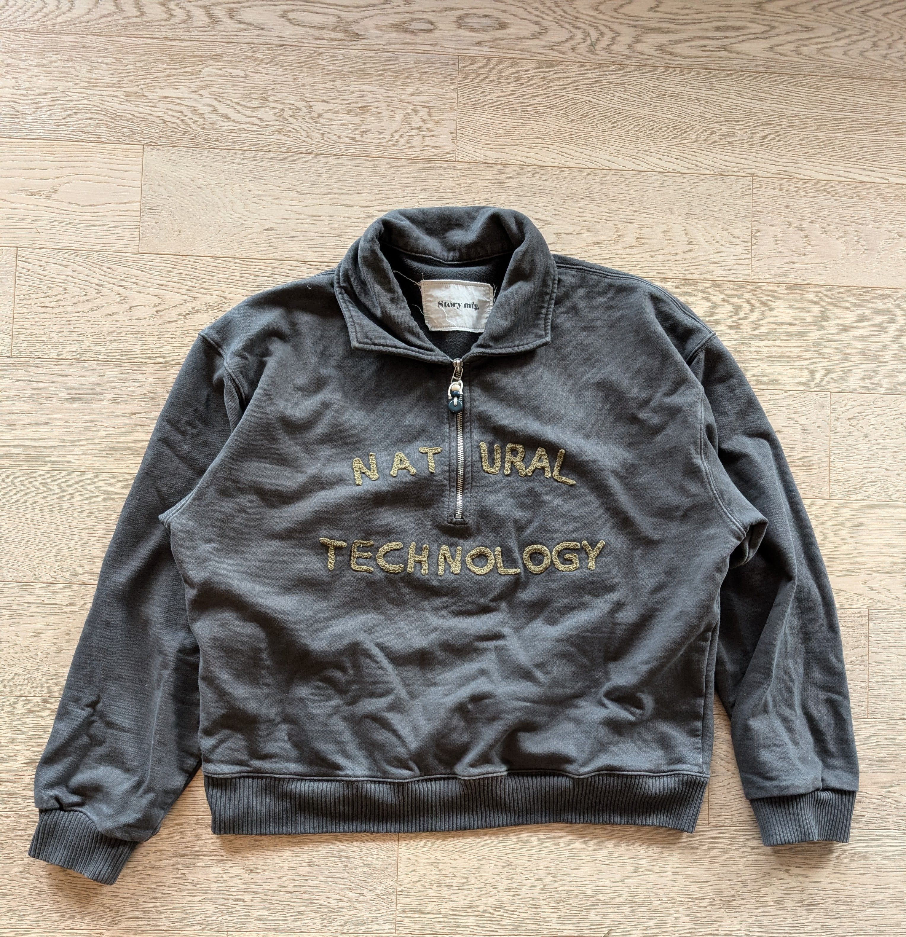 geo pullover - Natural Technology