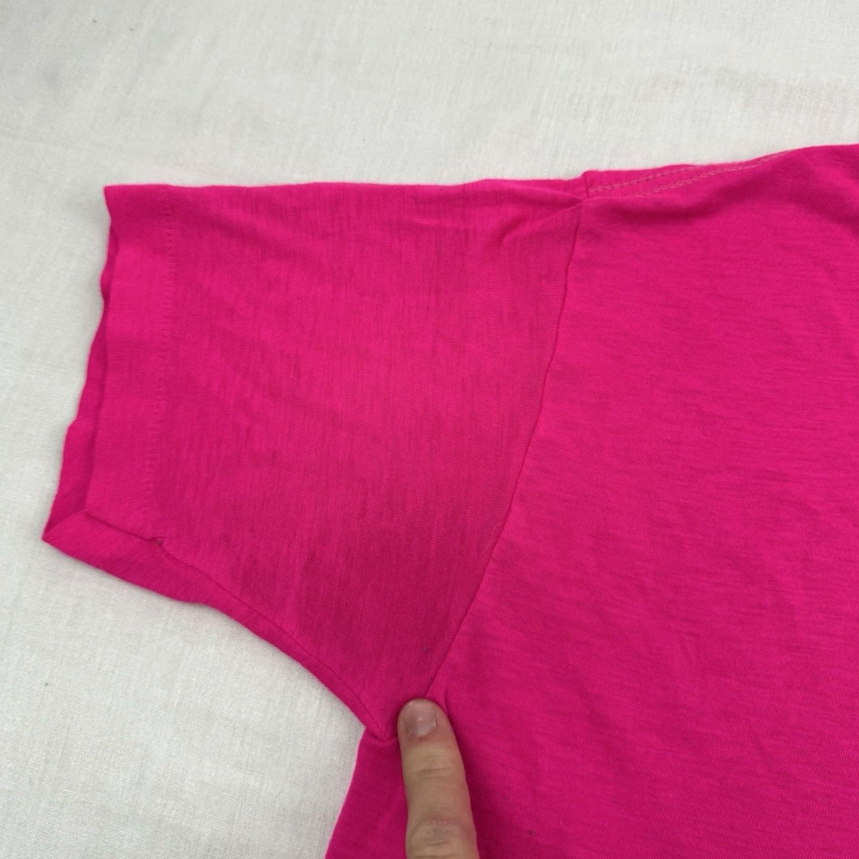 Vintage VINTAGE Signal T Shirt Womens Medium 1980s Bright Pink Made In USA Hipster Size M / US 6-8 / IT 42-44 - 4 Thumbnail