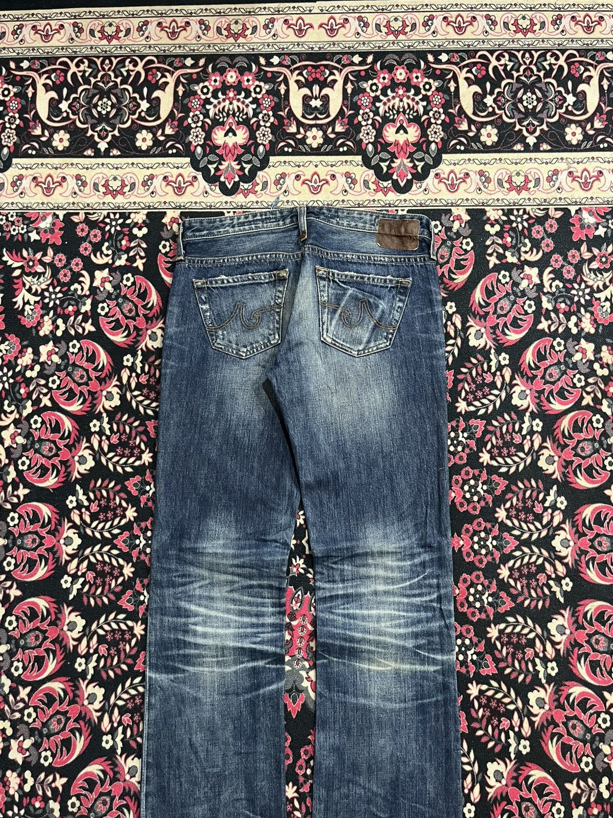 AG Adriano Goldschmied Adriano Goldschmied “The Kiss” Slim Straight Blue Faded Jean Size 27" / US 4 / IT 40 - 8 Thumbnail