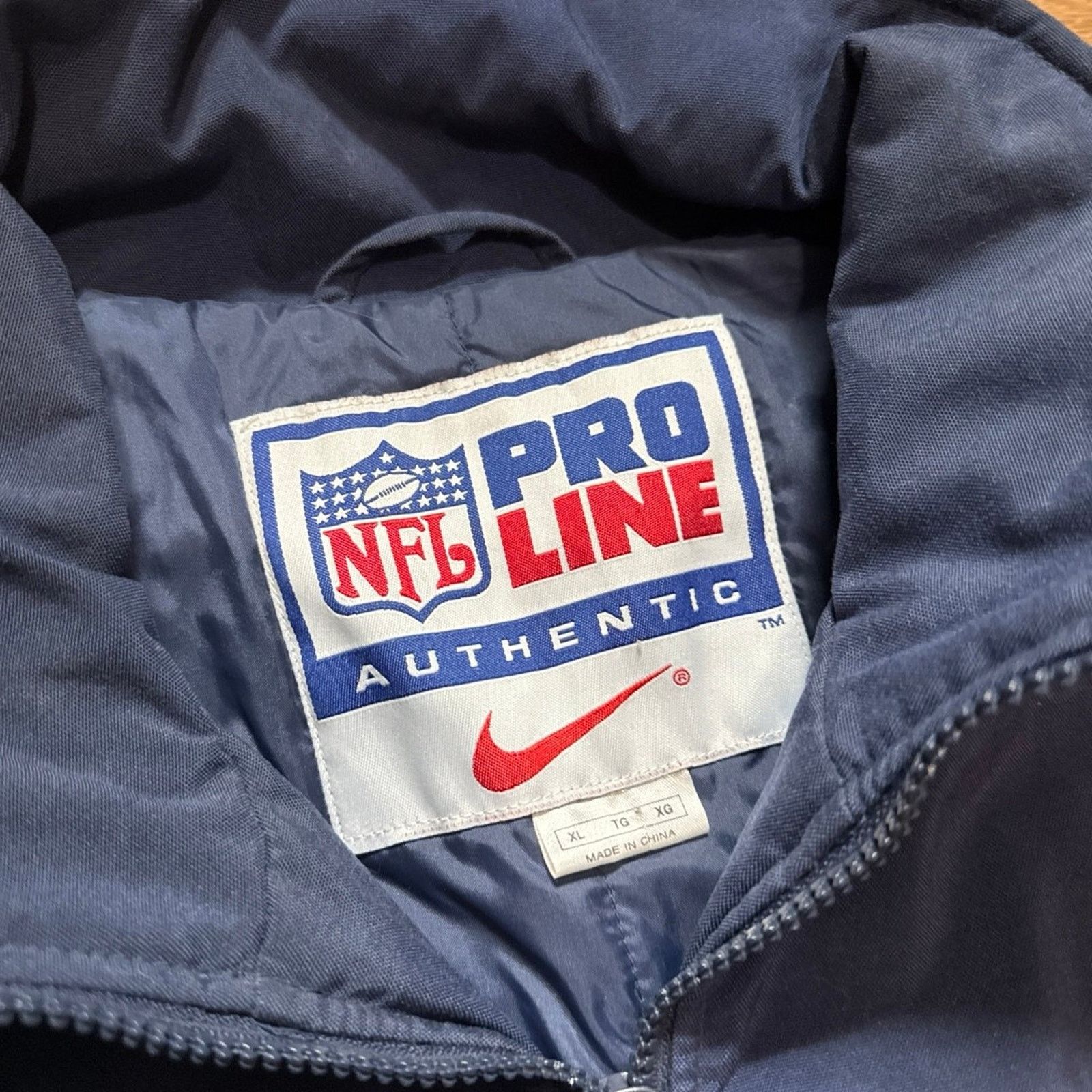 Nike 90s Nike Team NFL Pro Line Dallas Cowboys Zip Up Jacket Size US XL / EU 56 / 4 - 12 Thumbnail