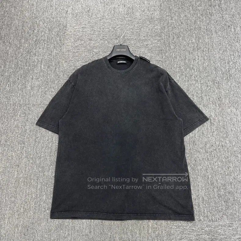 Balenciaga Balenciaga Distressed Shoulder Decor Short Sleeve. Size US S / EU 44-46 / 1 - 1 Thumbnail