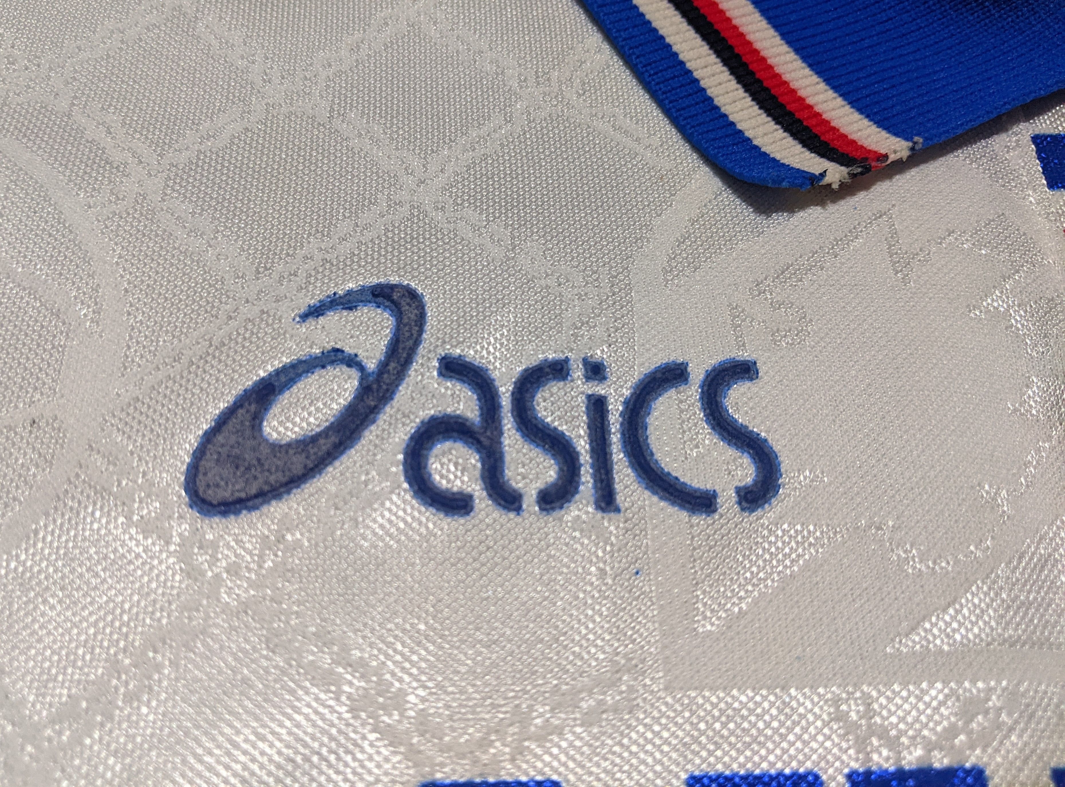 Asics Sampdoria 95-96 away Jersey football shirt Size US M / EU 48-50 / 2 - 5 Thumbnail