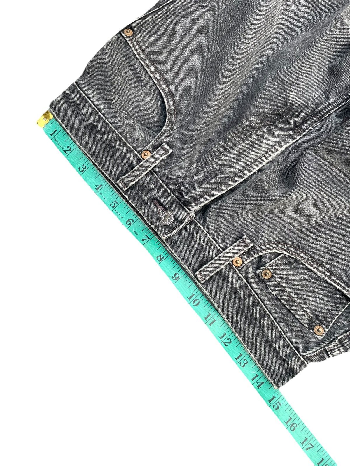 Levi's Vintage 2005 Levi’s 505 e Size US 29 - 11 Thumbnail