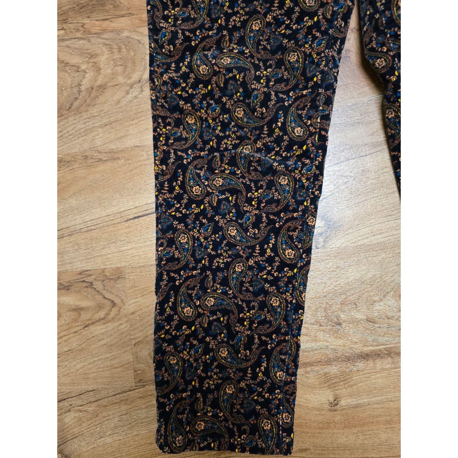 Croft & Barrow Croft & Barrow Paisley Corduroy Pants Floral Multicolor 10P Size US 30 / EU 46 - 2 Thumbnail