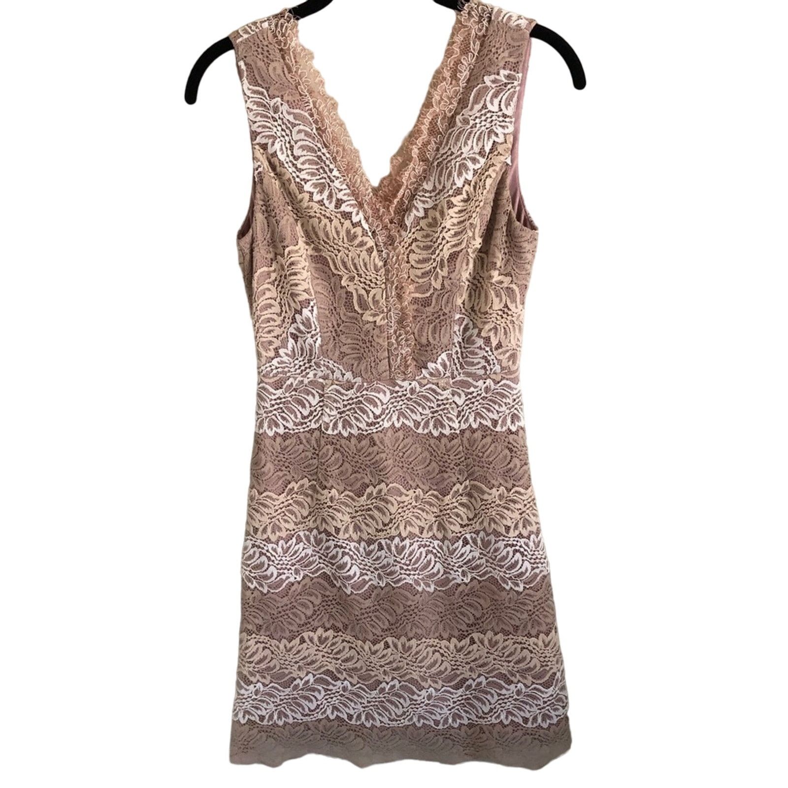 Nordstrom Lulus lace Vneck Dress Wedding Cocktail Size XS / US 0-2 / IT 36-38 - 1 Thumbnail