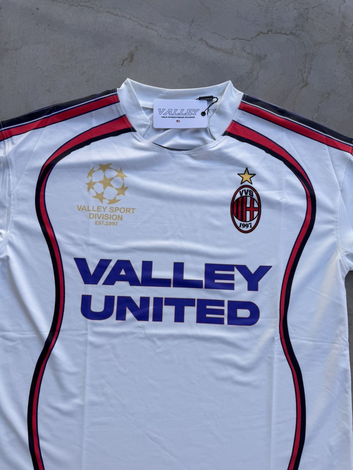 Vale Vale Forever United Football Jersey Size Medium NWT Size US M / EU 48-50 / 2 - 4 Thumbnail