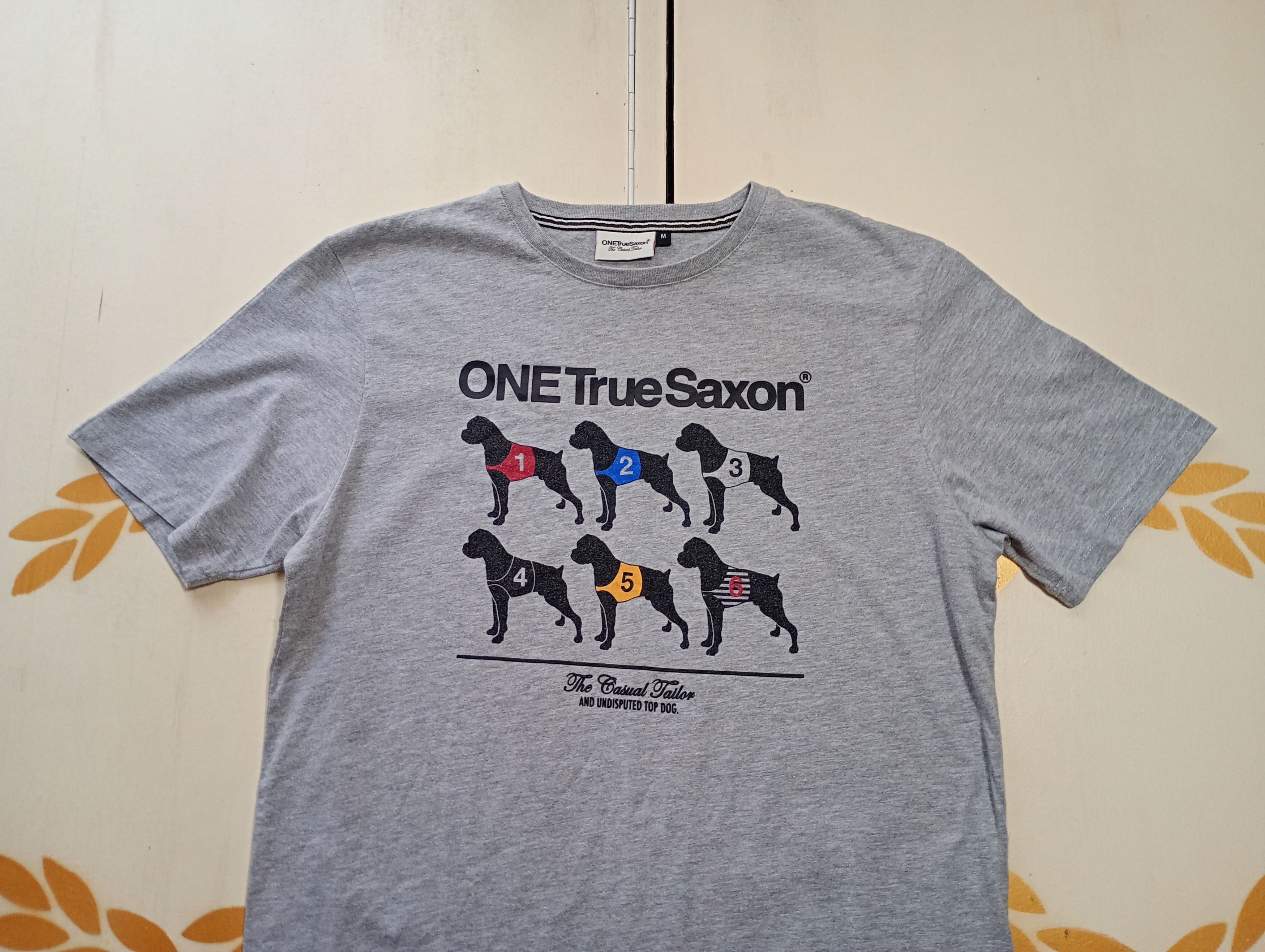 Vintage One True Saxon T-Shirt Size US M / EU 48-50 / 2 - 4 Thumbnail
