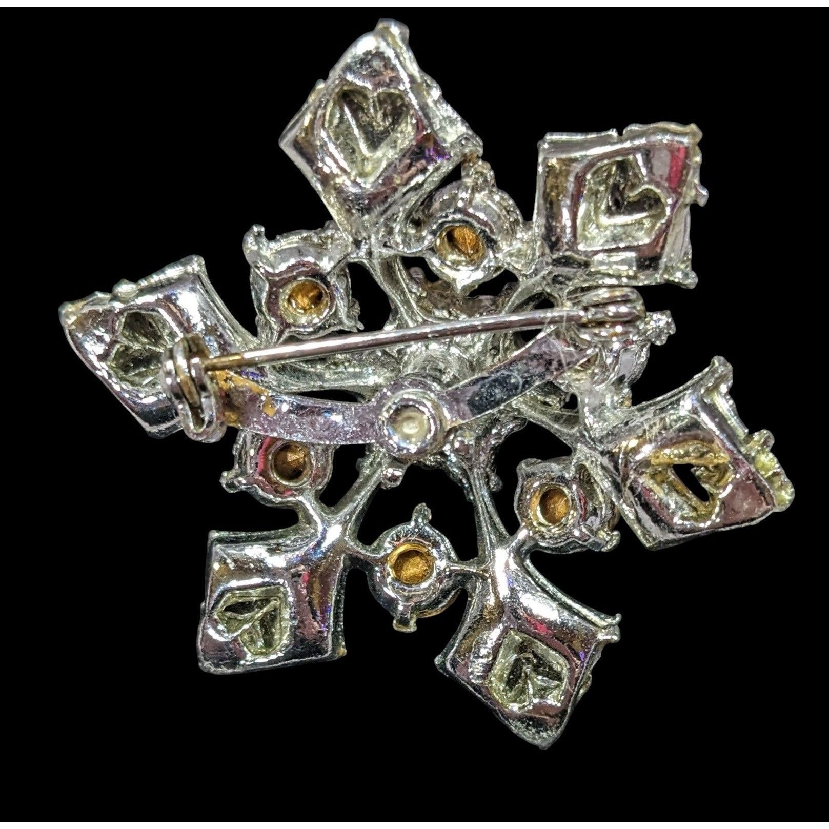 Other Vintage Glam Chunky Silver Tone Rhinestone Snowflake Brooch Size ONE SIZE - 2 Thumbnail