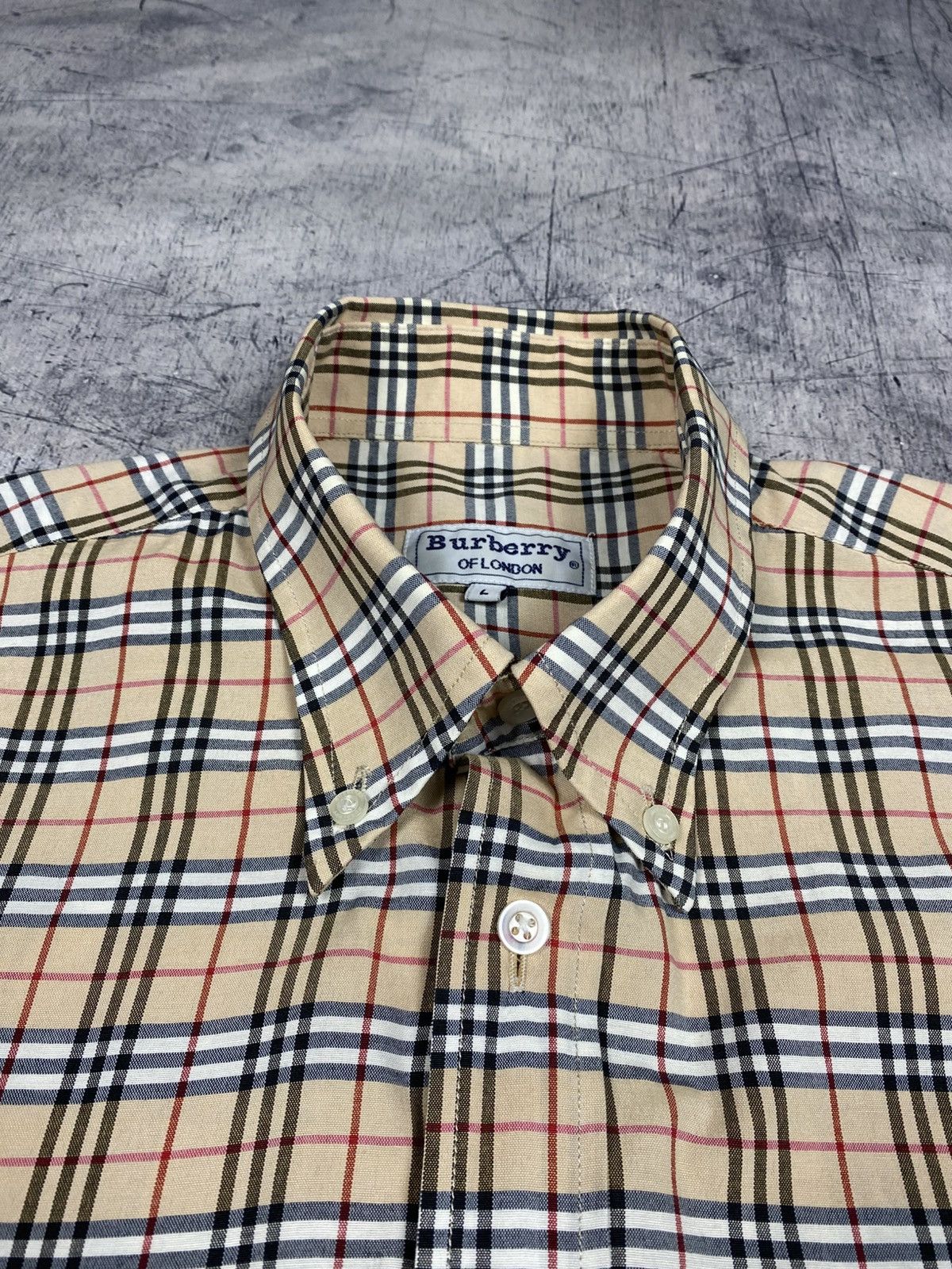 Burberry Vintage Burberry London Nova Check Short Sleeve Shirt Beige Size US L / EU 52-54 / 3 - 7 Thumbnail