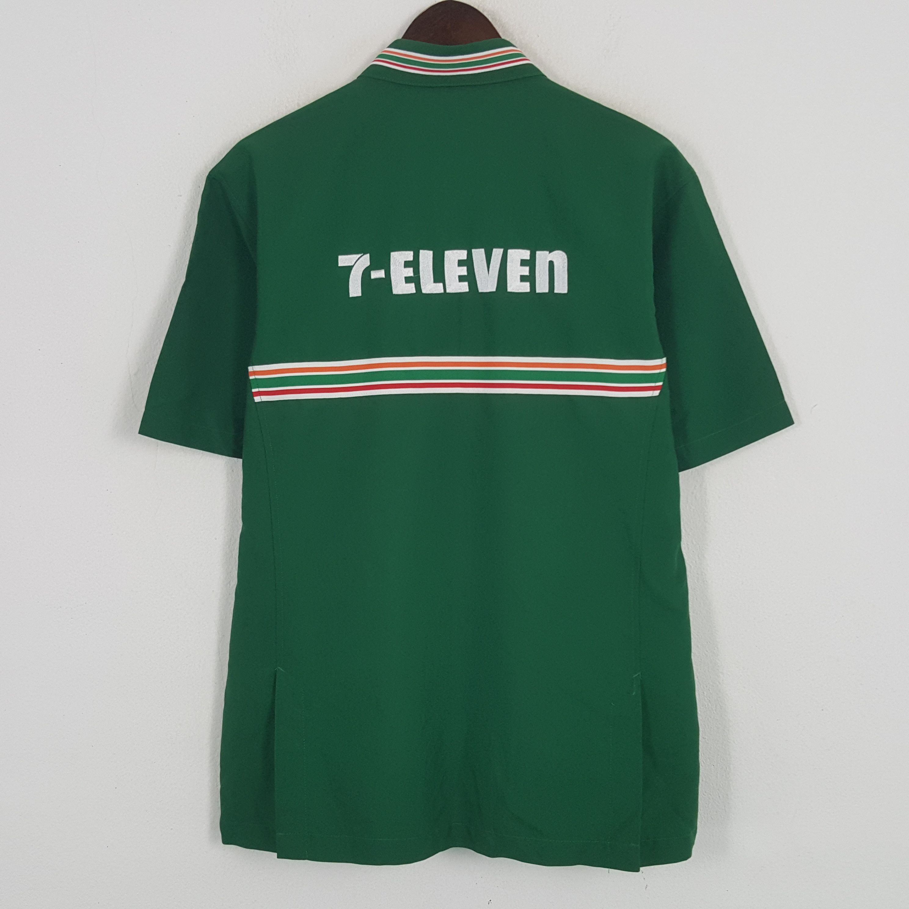 Uniform Wares × Vintage Vintage 7 Eleven Embroidery Logo Worker Jacket Size US XL / EU 56 / 4 - 1 Thumbnail
