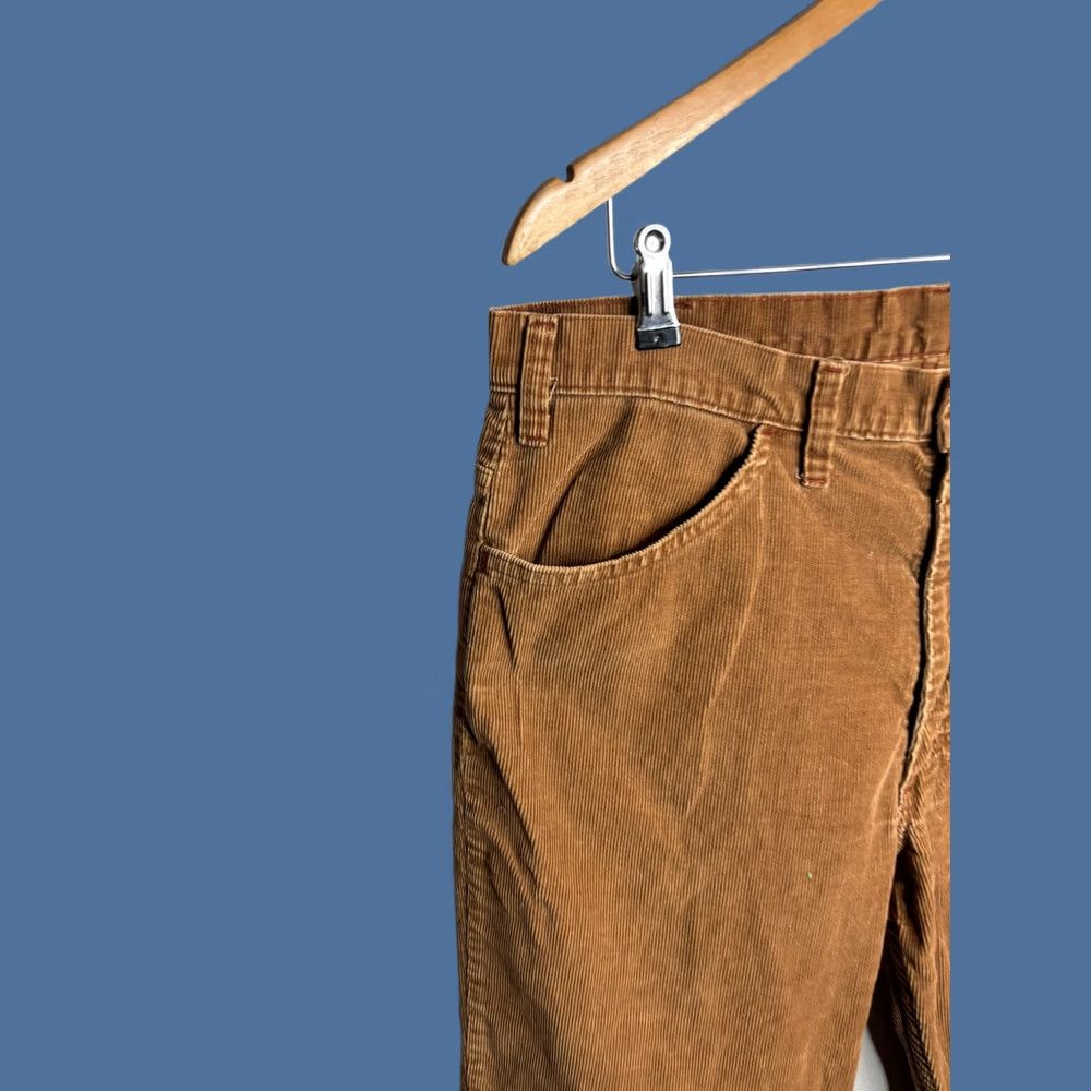 Levi's VINTAGE Levis Pants Mens 36x33 Brown Corduroy Chino Straight Leg 5 Pocket 80's Size US 36 / EU 52 - 1 Thumbnail