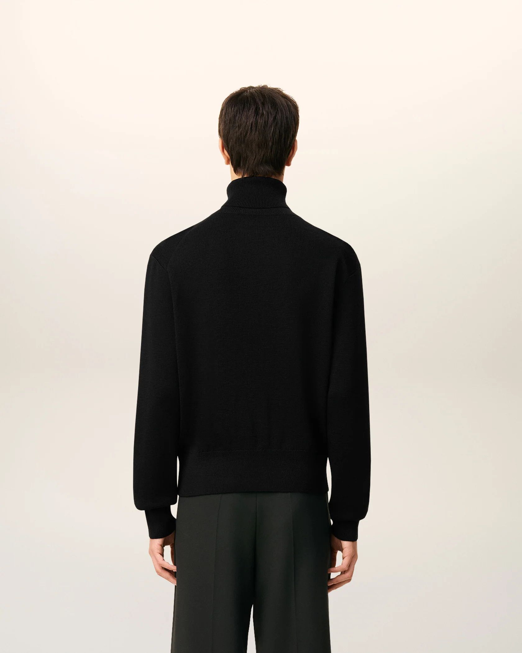 AMI os11x0226 Turtleneck Sweater In Black Size US L / EU 52-54 / 3 - 5 Thumbnail