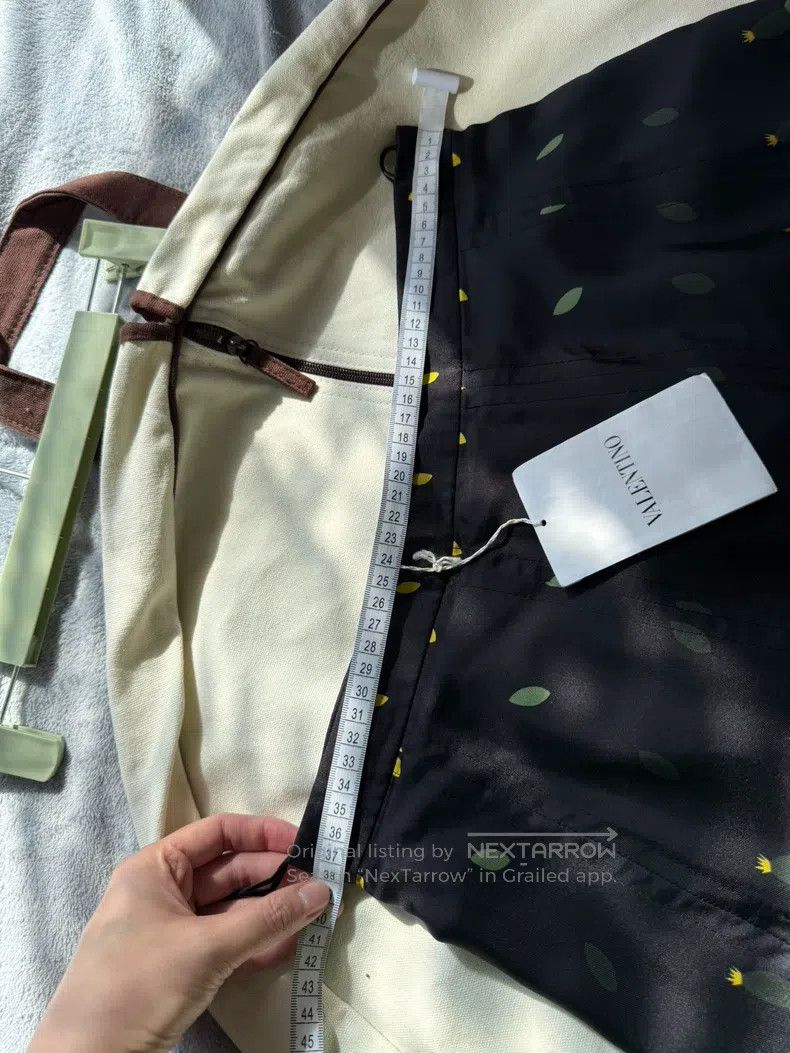Valentino Valentino Skirt Size M / US 6-8 / IT 42-44 - 5 Thumbnail