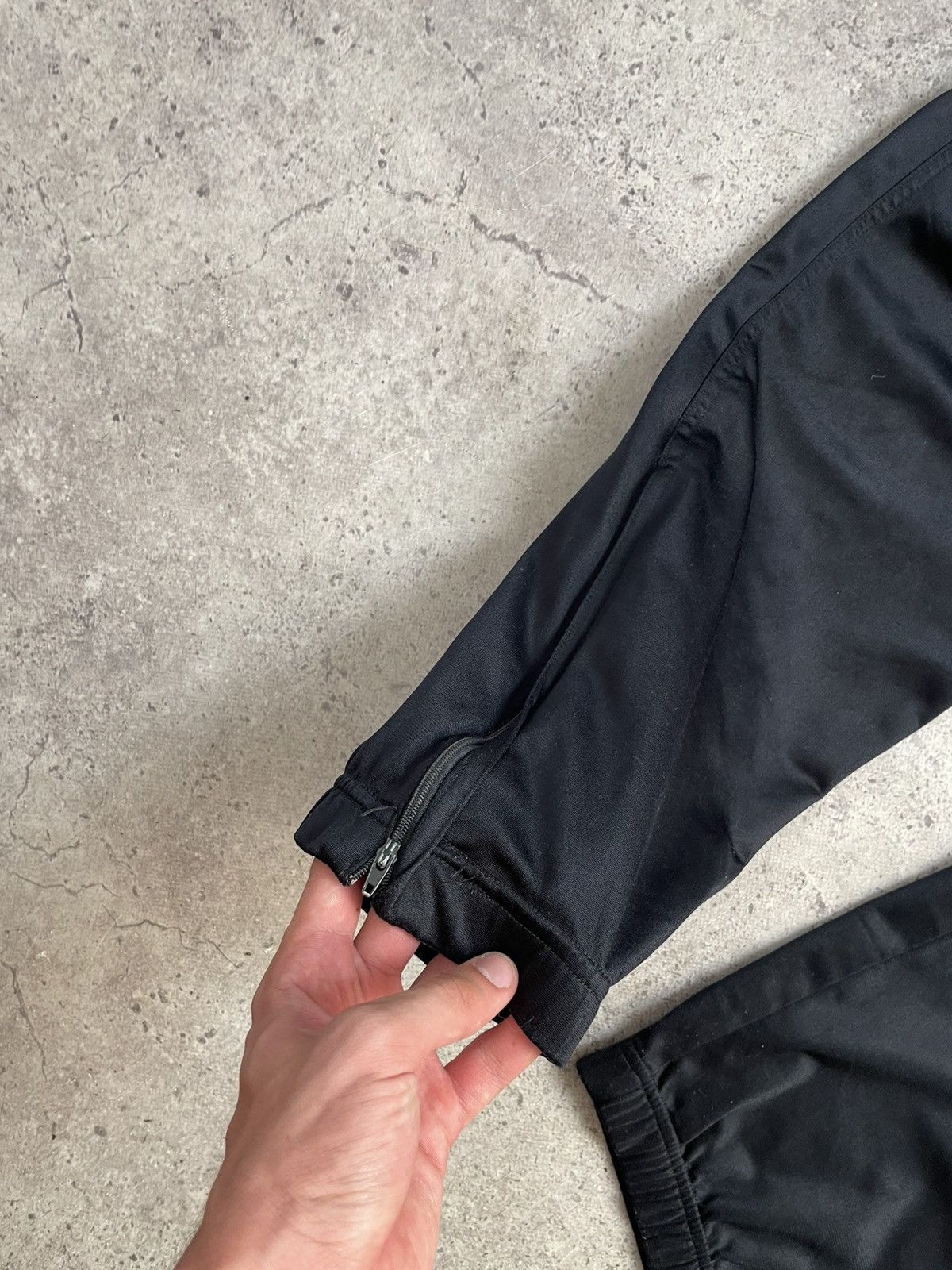Nike Vintage Nike Tracksuit Suit Jacket And Pants 90s Big Swoosh Size US L / EU 52-54 / 3 - 10 Thumbnail