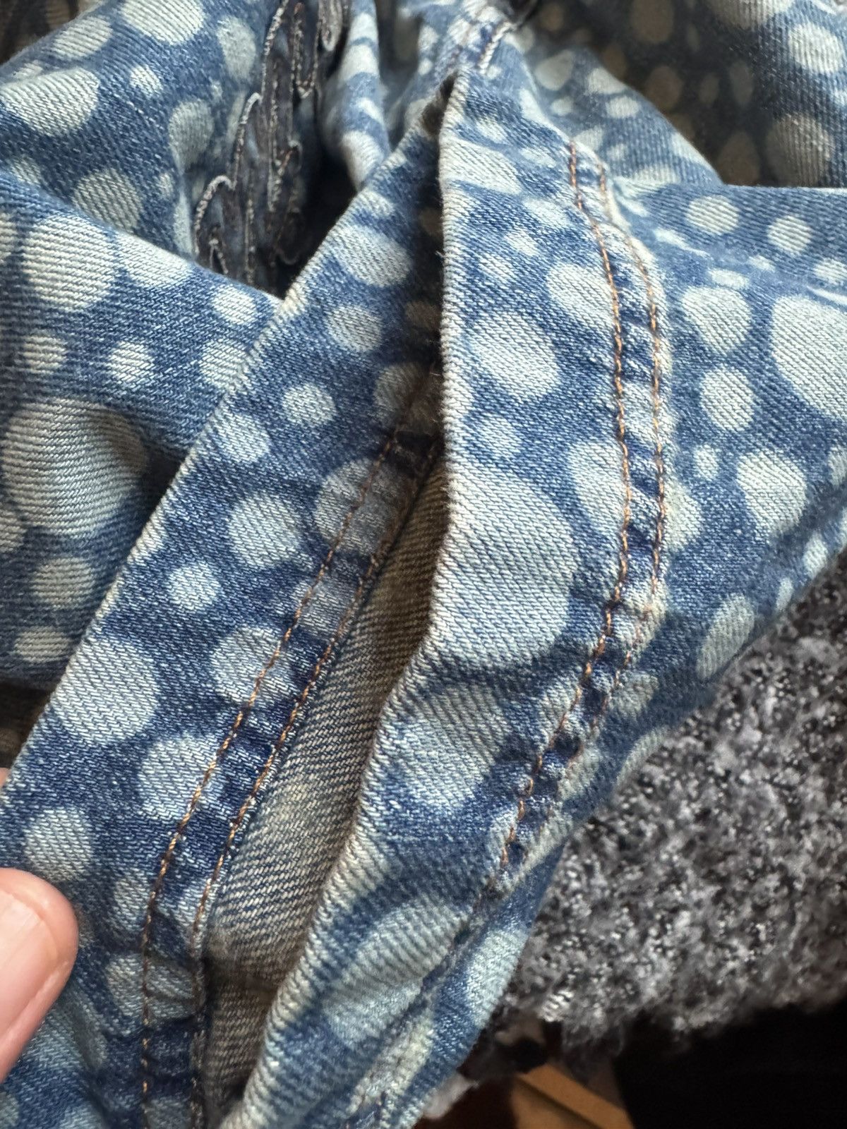 Louis Vuitton × Yayoi Kusama Louis Vuitton denim shirt see real tape measurements in phot Size US M / EU 48-50 / 2 - 24 Thumbnail