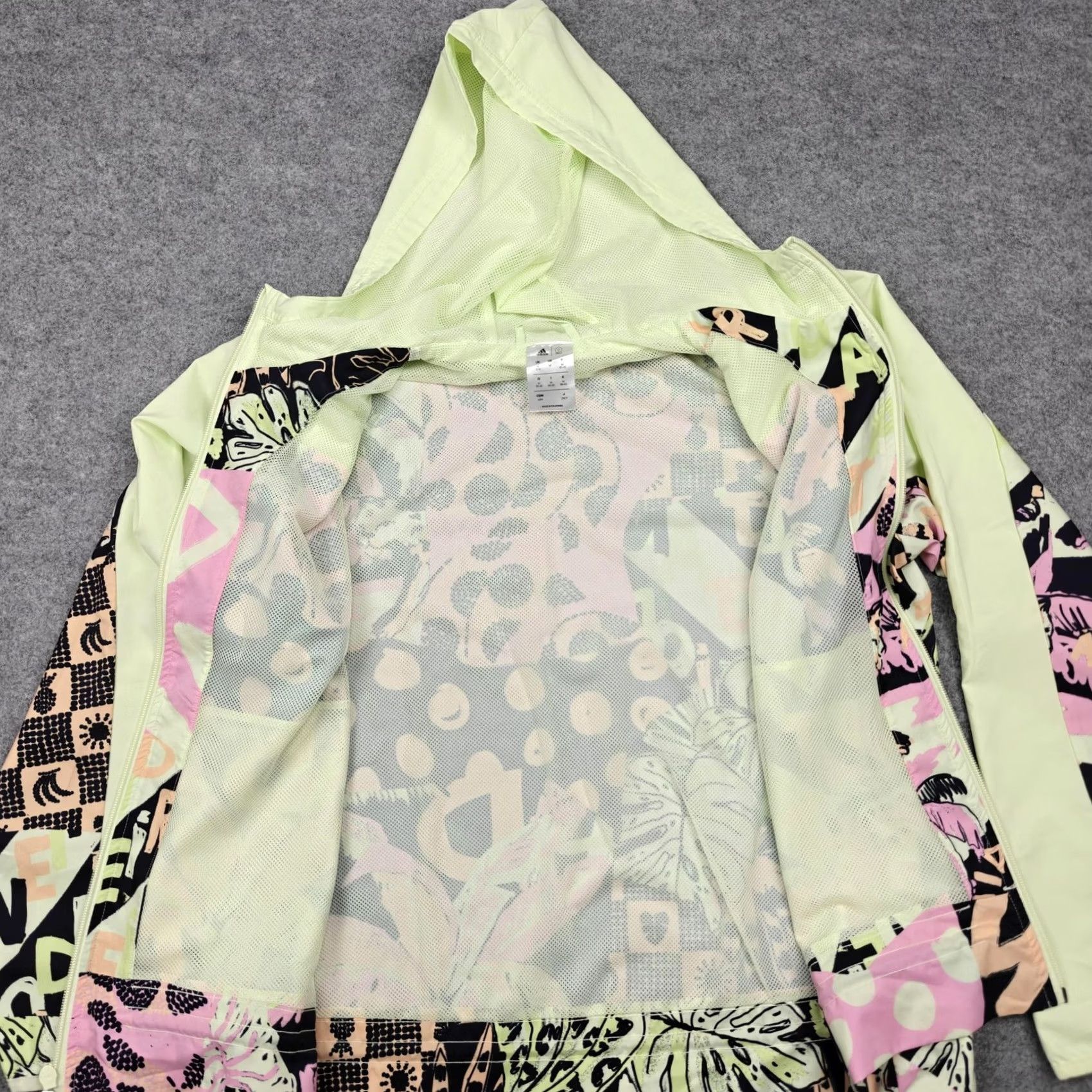 Adidas Adidas Farm Rio Jacket Womens M Hooded Tropical Windbreaker Zip Multicolor Size M / US 6-8 / IT 42-44 - 3 Thumbnail