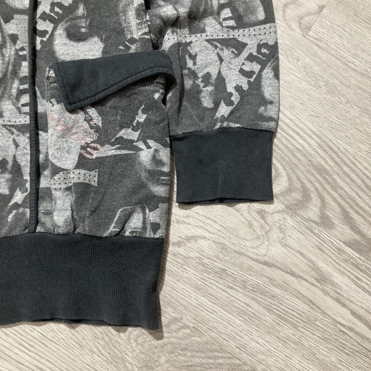 Hysteric Glamour 2000s Colza Girl Glamorous Aop Ziphoodie Beauty Beast Lgb Size US M / EU 48-50 / 2 - 8 Thumbnail