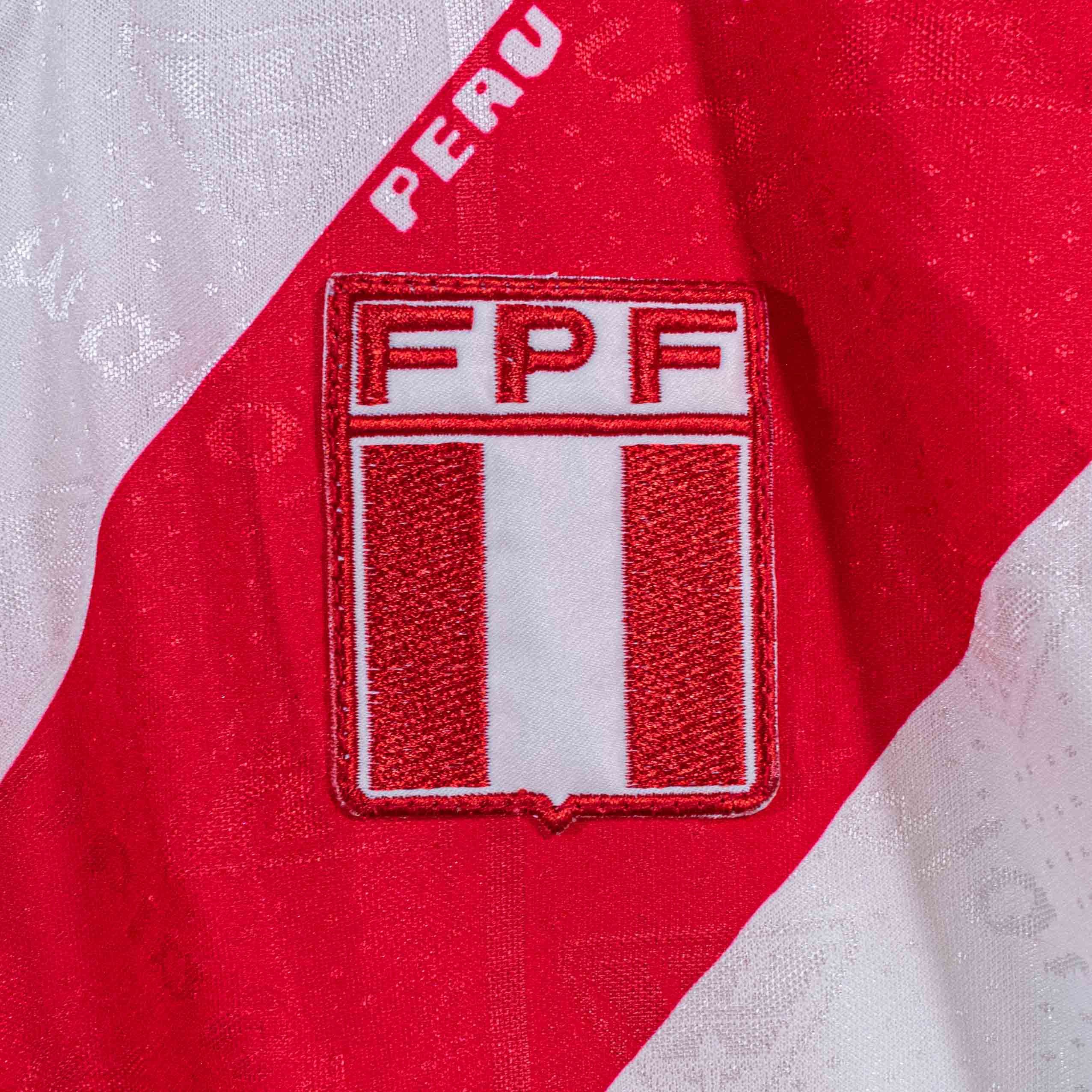 Vintage 1999 Walon Peru Jersey Soccer Futbol VTG Sports Blokecore Size US S / EU 44-46 / 1 - 3 Thumbnail