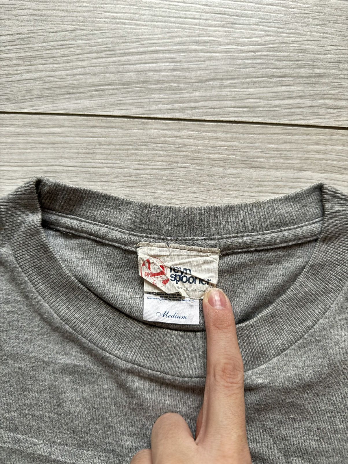 Reyn Spooner × Vintage Vintage 2005 Reyn Spooner by John Holmstrom tee t-shirt Size US M / EU 48-50 / 2 - 3 Thumbnail