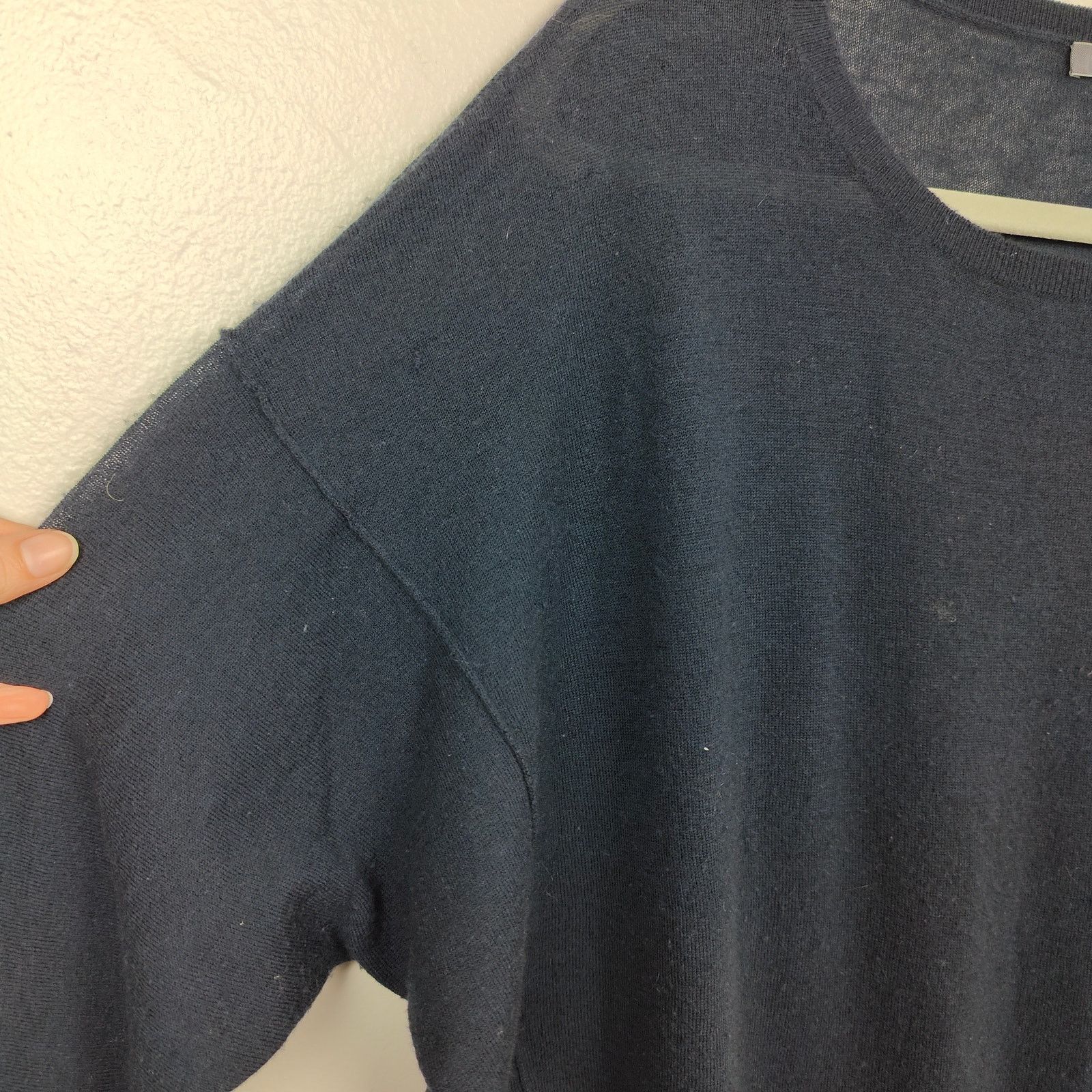 Vince Vince Sweater Large Navy Blue Pullover Relaxed Fit Knit Back Size L / US 10 / IT 46 - 6 Thumbnail