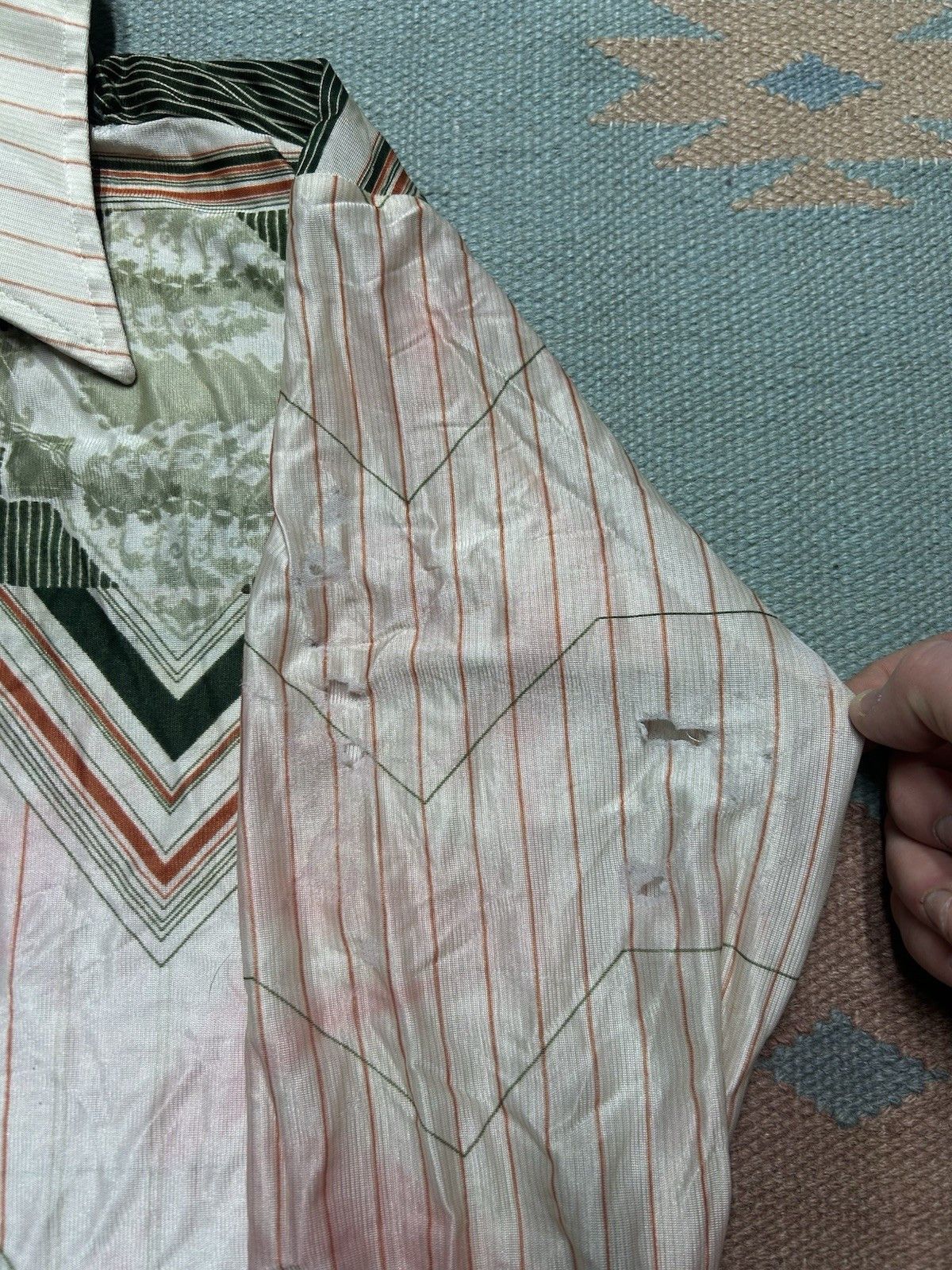 Vintage Vtg 70s button shirt abstract dagger collar distress medium Size US M / EU 48-50 / 2 - 4 Thumbnail