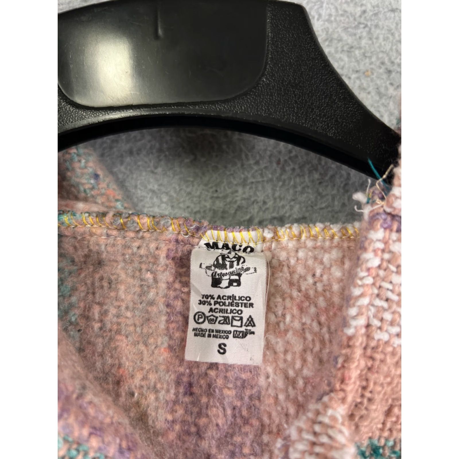 Vintage Maco Baja Hoodie Mens Small Pink Orange Stripe Acrylic Blend Mexico Poncho Drug Rug Size US S / EU 44-46 / 1 - 3 Thumbnail