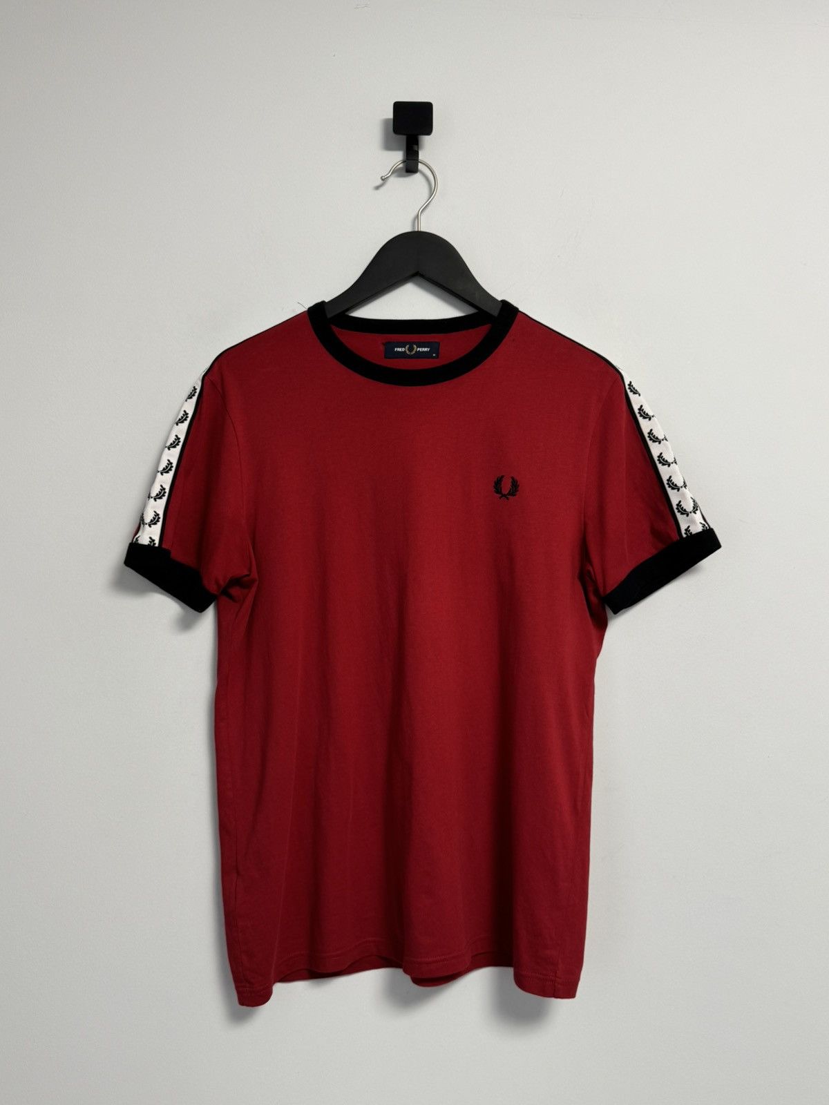 Fred Perry Fred Perry T-Shirt Vintage Y2K style Size US M / EU 48-50 / 2 - 1 Thumbnail