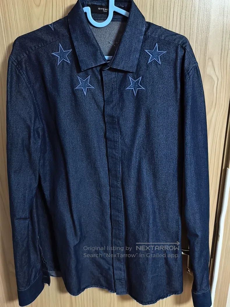 Givenchy Givenchy size 39 Hidden zipper star denim shirt Size US S / EU 44-46 / 1 - 1 Thumbnail
