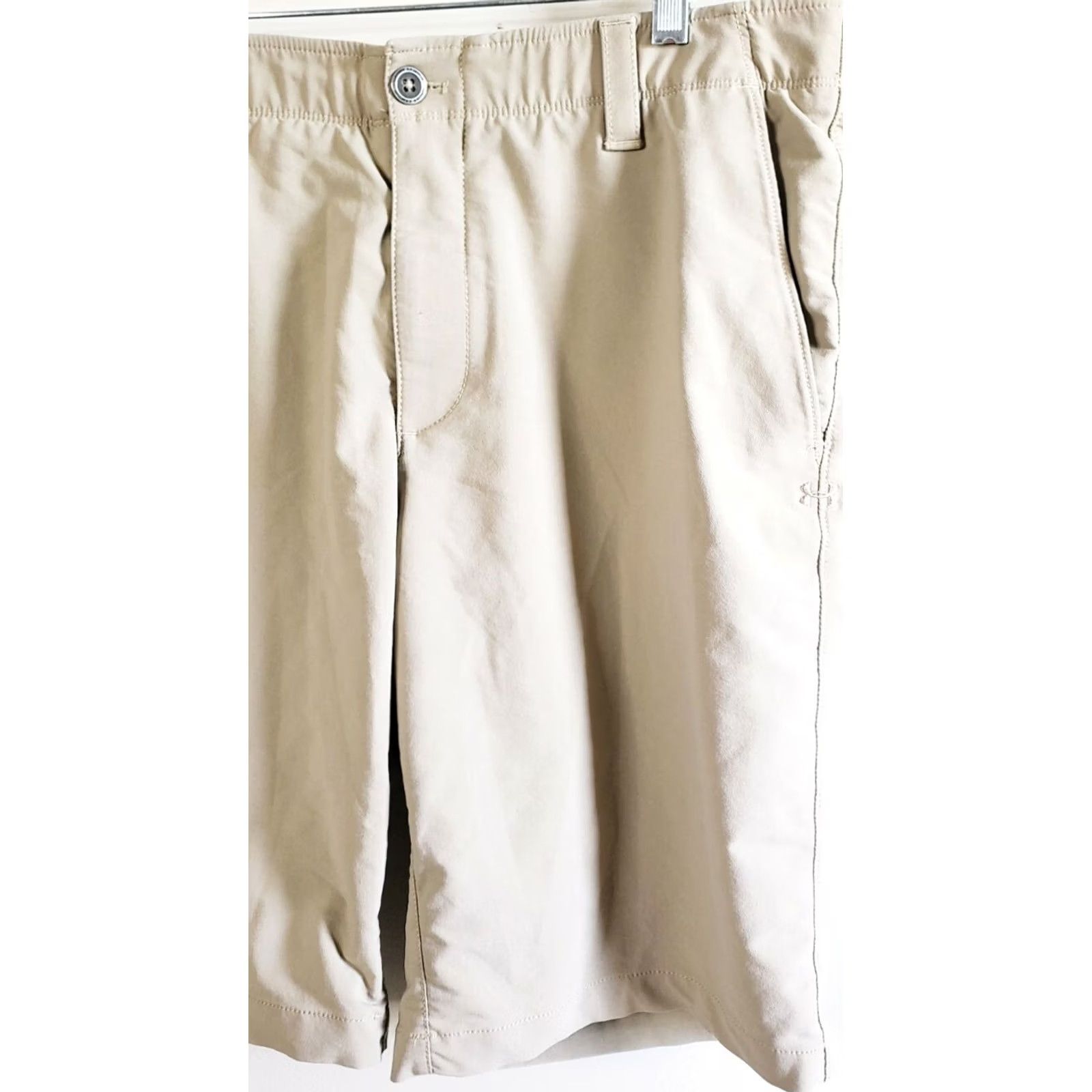 Under Armour Under armour Golf Shorts Men 38 Khaki Polyester Performance Stretch Excellent Condition Size US 38 / EU 54 - 2 Thumbnail