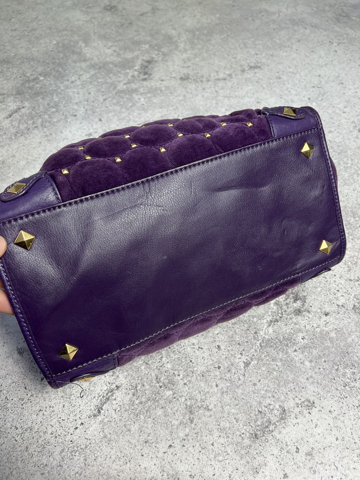 Juicy Couture VINTAGE Y2K JUICY COUTURE AMAZING VELVET BAG Size ONE SIZE - 6 Thumbnail