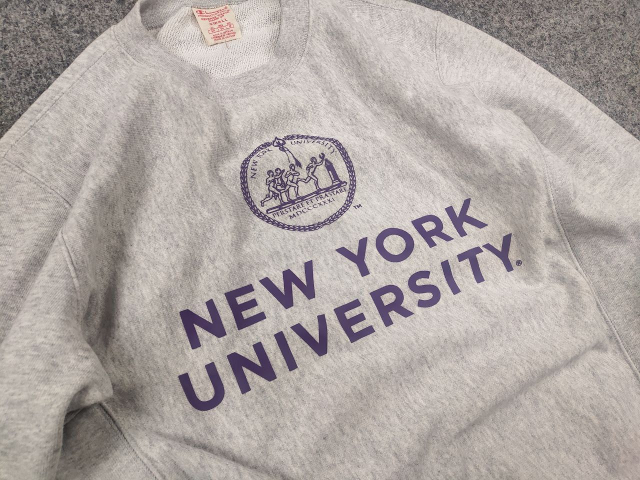 Champion Vintage Champion Reverse Wear New York University Sweatshirt Size US S / EU 44-46 / 1 - 8 Thumbnail
