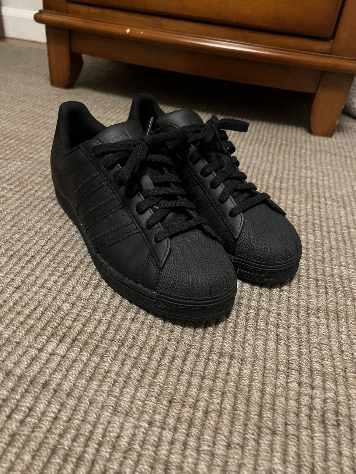 Adidas Adidas Superstar Triple Black Size US 8.5 / EU 41-42 - 1 Thumbnail