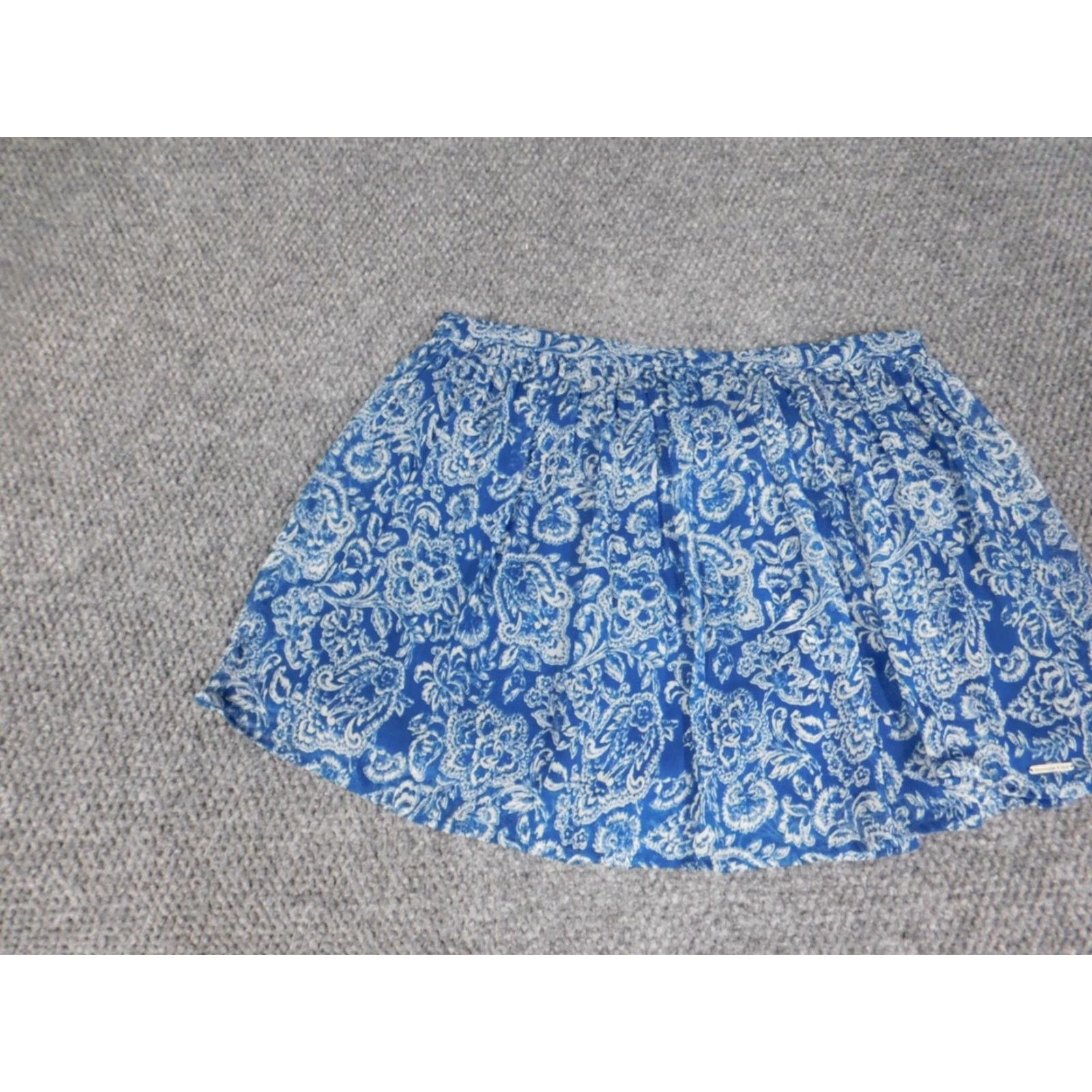 Abercrombie & Fitch VINTAGE Abercrombie & Fitch Skirt Womens M Blue Floral A-Line Short Stretch Ruffle Mid Rise Size 32" / US 10 / IT 46 - 2 Thumbnail