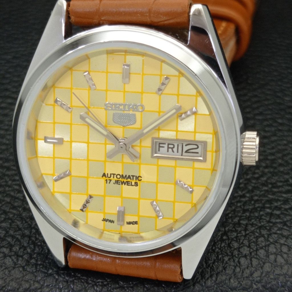 Seiko REFURBISHED VINTAGE SEIKO 5 AUTO JAPAN MENS WATCH a440245 Size 38 - 3 Thumbnail