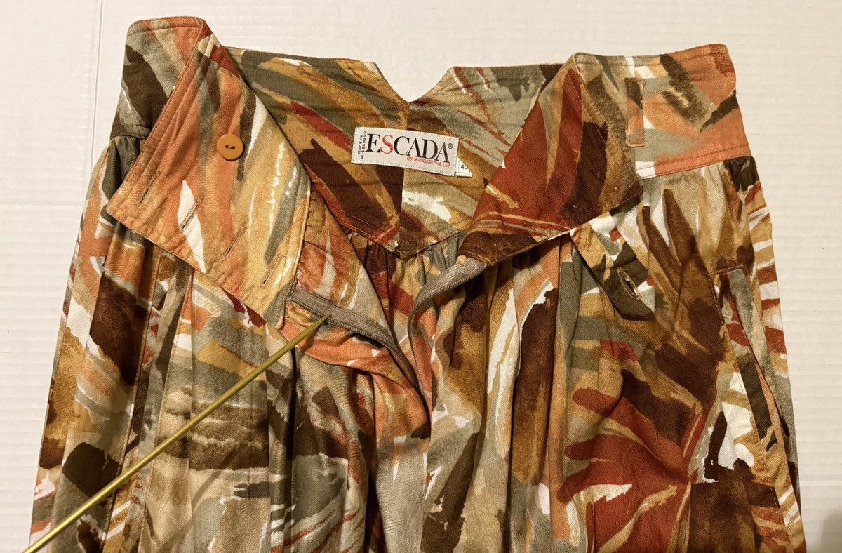 Escada Escada Vintage Silk Tropical Floral 2pc Skirt Set - 40 (Med) Size S / US 4 / IT 40 - 12 Thumbnail