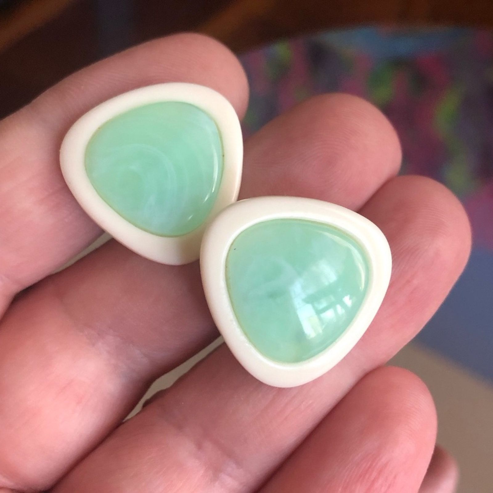Vintage Vintage 70s green and white lucite clip on earrings Size ONE SIZE - 2 Thumbnail