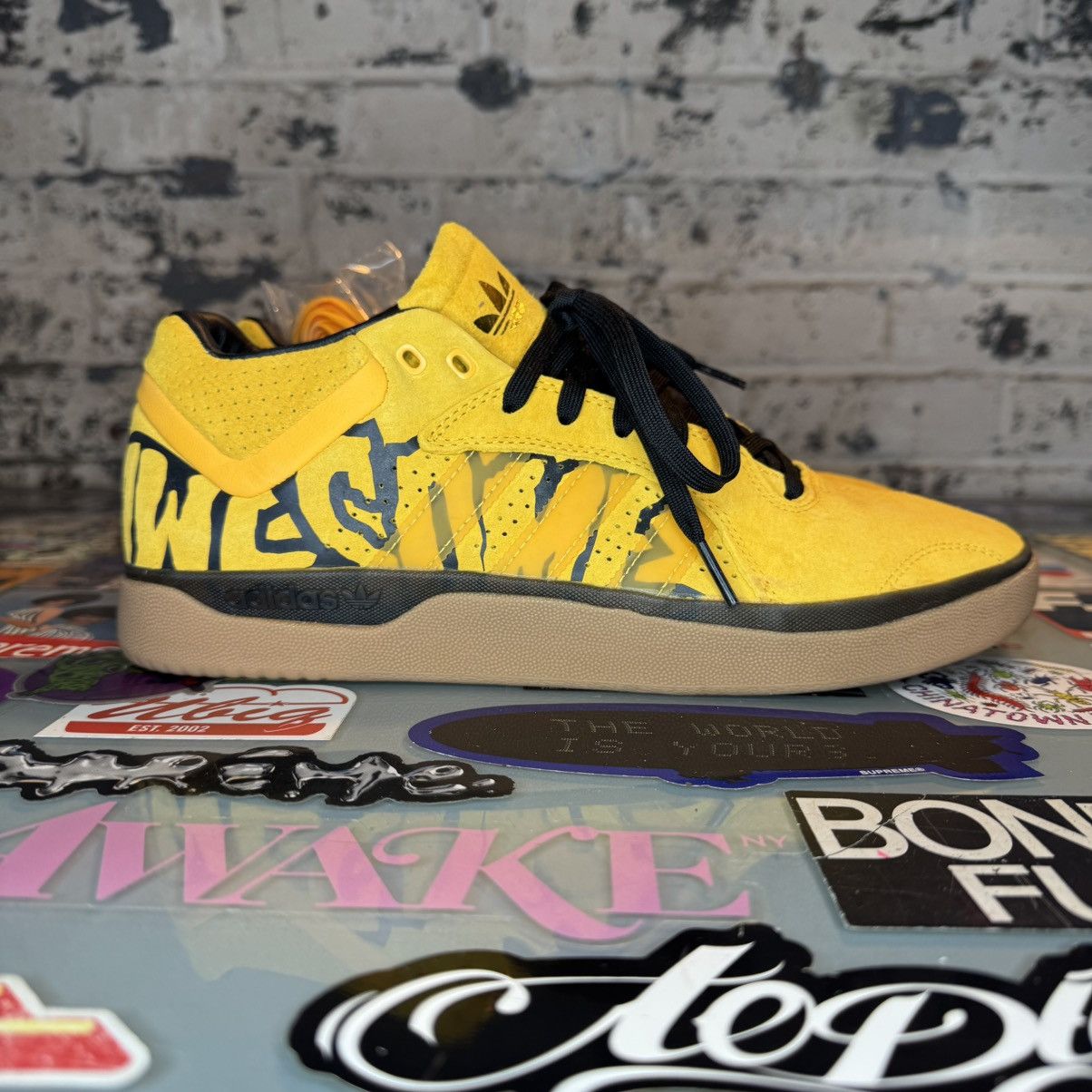 Adidas × Fucking Awesome Adidas Tyshawn FUCKINGAWESOME SZ 9.5 Yellow Used Size US 9.5 / EU 42-43 - 3 Thumbnail