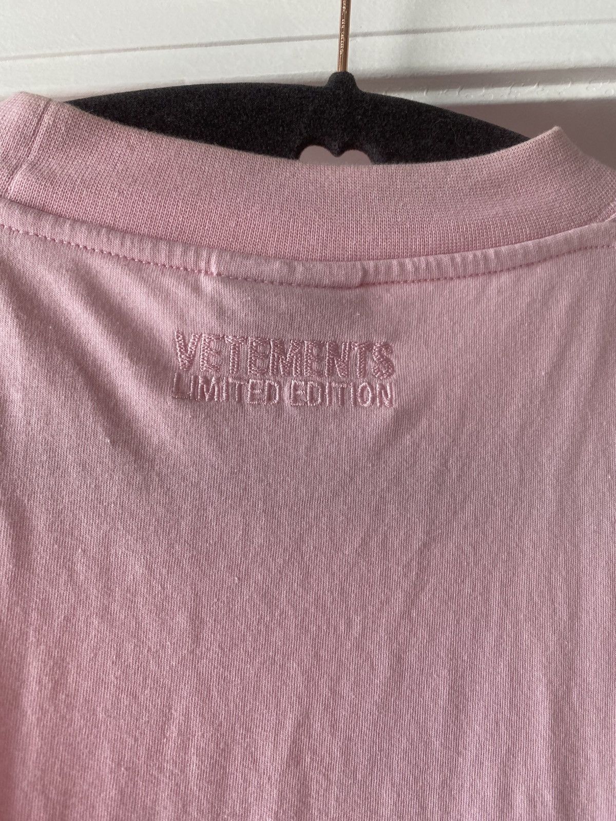 Vetements Vetements "Small" T-shirt Size US L / EU 52-54 / 3 - 4 Thumbnail