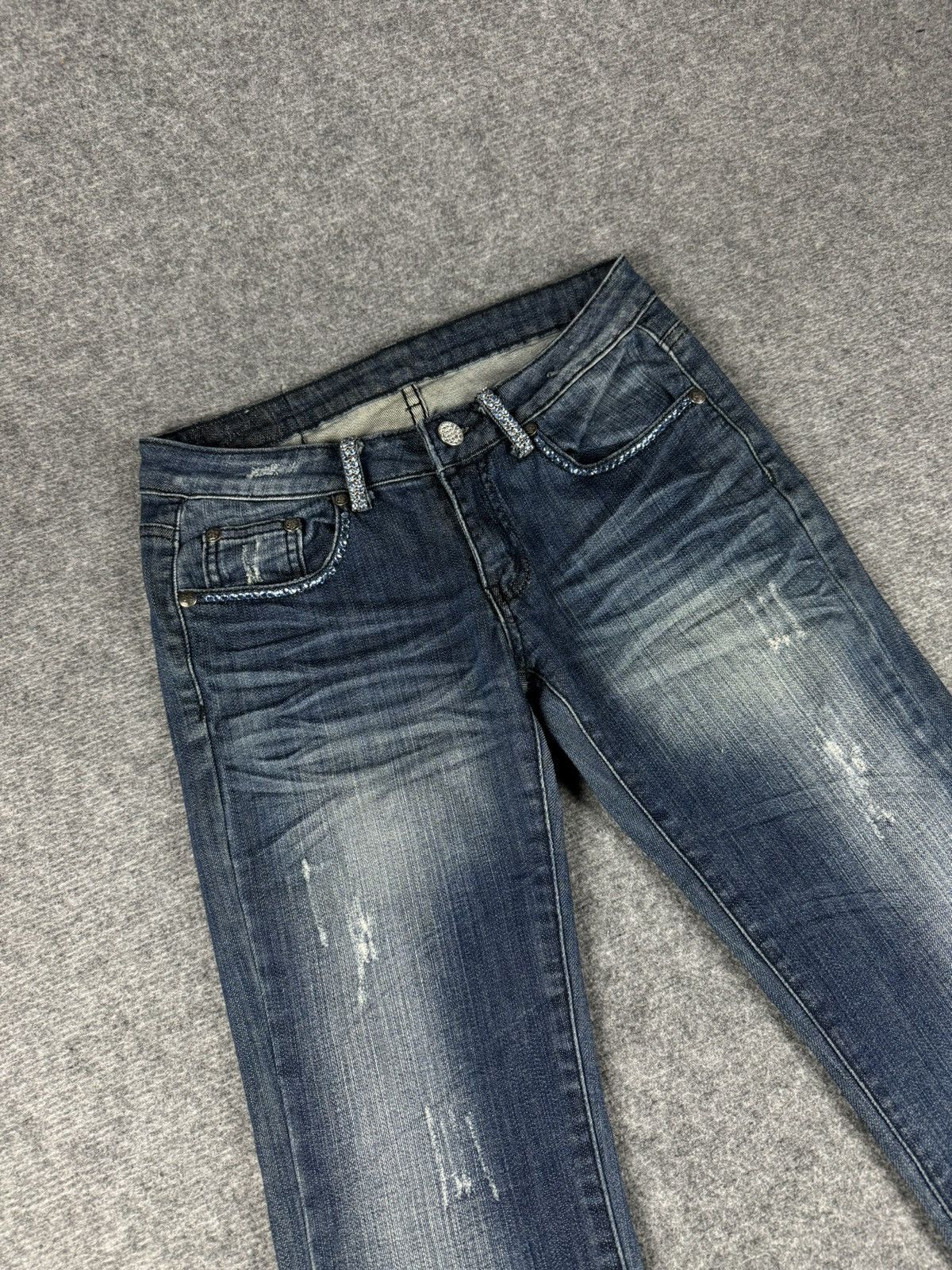 Japanese Brand Vintage flared jeans drip y2k diamond japan style Size 28" / US 6 / IT 42 - 6 Thumbnail