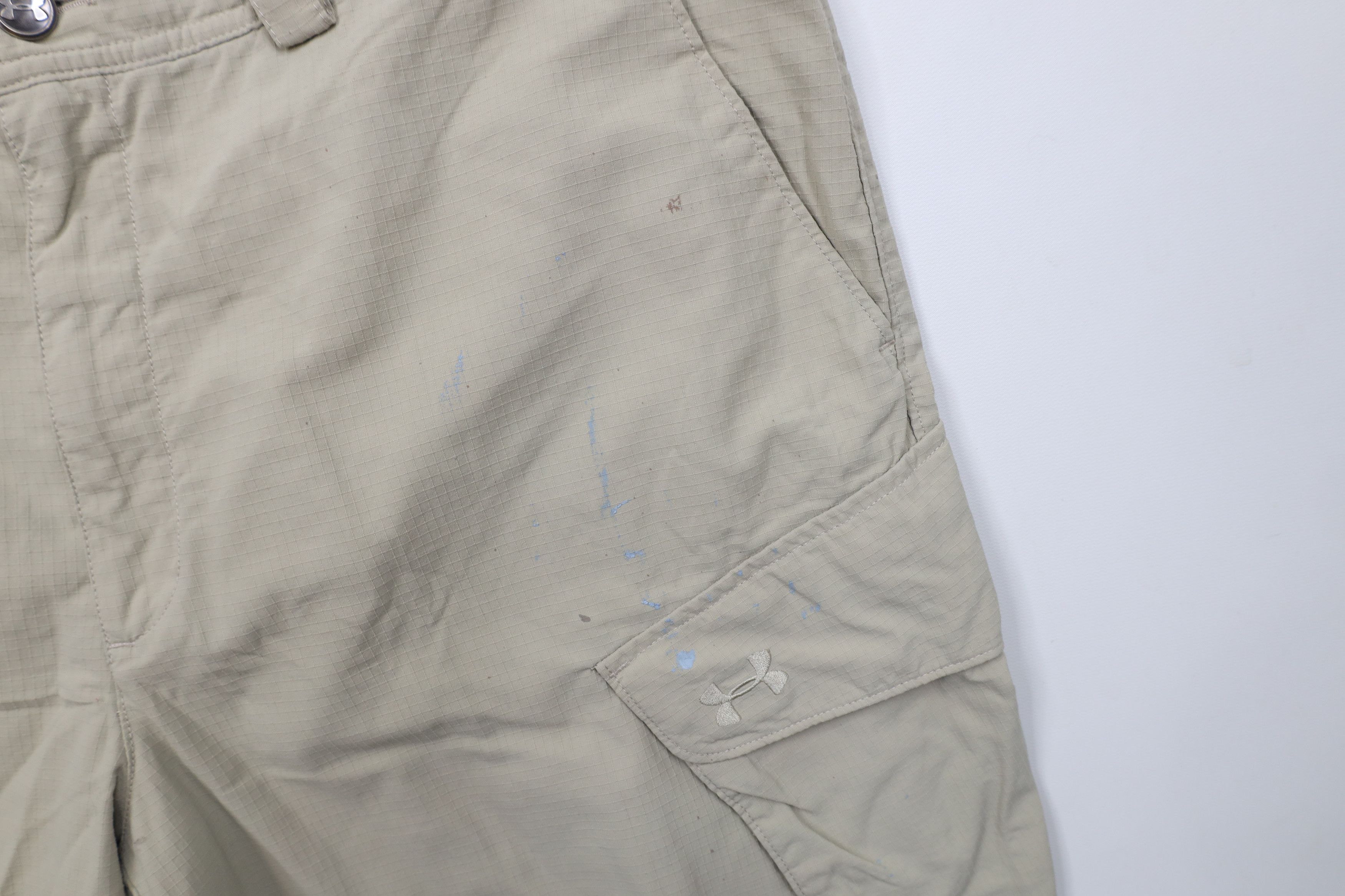 Under Armour × Vintage Vintage Under Armour Ripstop Baggy Cargo Shorts Beige Size US 34 / EU 50 - 6 Thumbnail