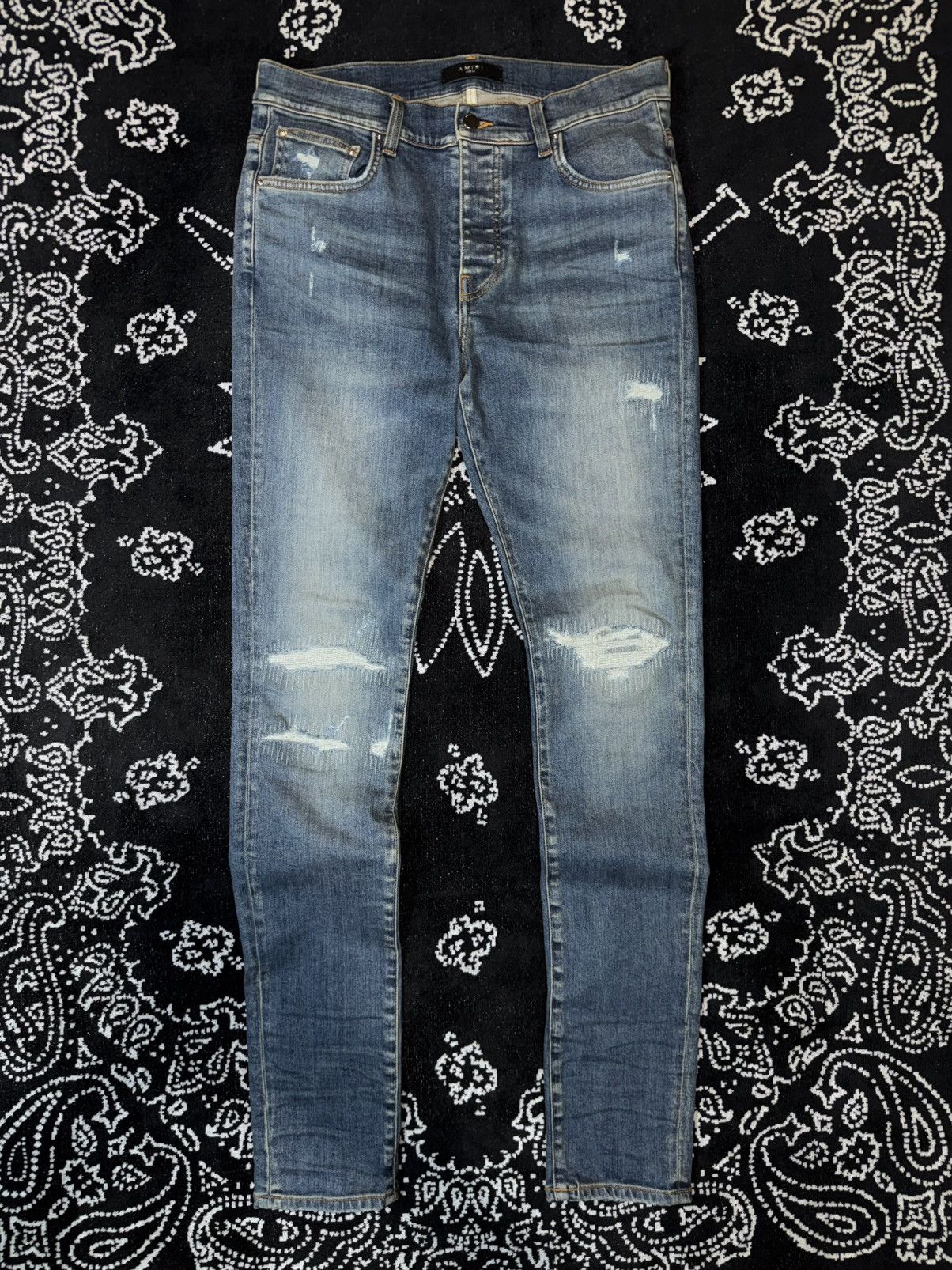 Amiri AMIRI BASIC DISTRESSED JEANS Size US 32 / EU 48 - 11 Thumbnail