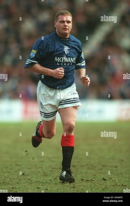 Adidas Glasgow Ranger Home 1994 Gascoigne #8 Soccer Jersey Size US M / EU 48-50 / 2 - 3 Thumbnail