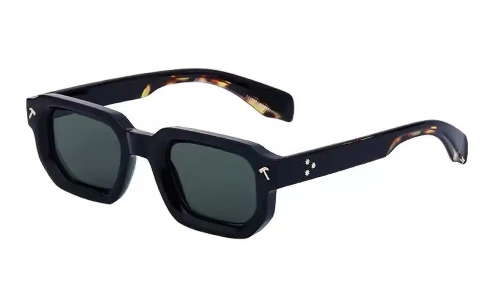 Vintage Y2K Sunglasses Size ONE SIZE - 1 Thumbnail