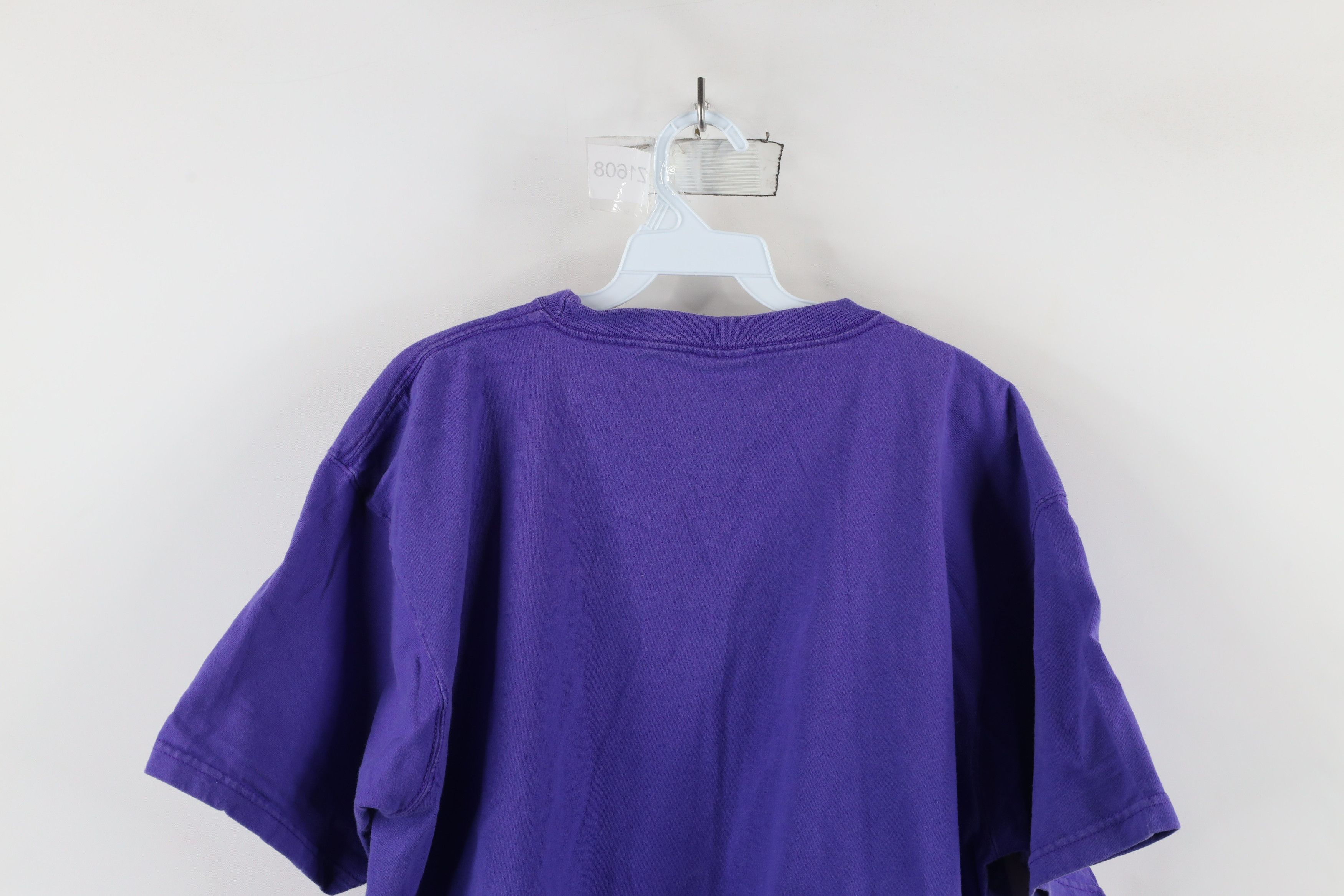 Vintage Vintage 90s Streetwear Heavyweight Cotton T-Shirt Purple Size US L / EU 52-54 / 3 - 9 Thumbnail