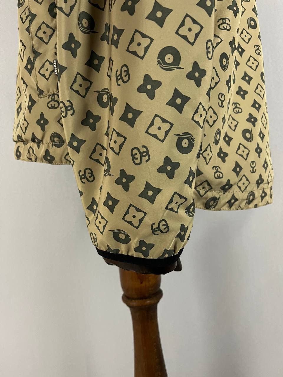Stussy Stussy Monogram Reversible Jacket Vintage Rare Size US M / EU 48-50 / 2 - 10 Thumbnail