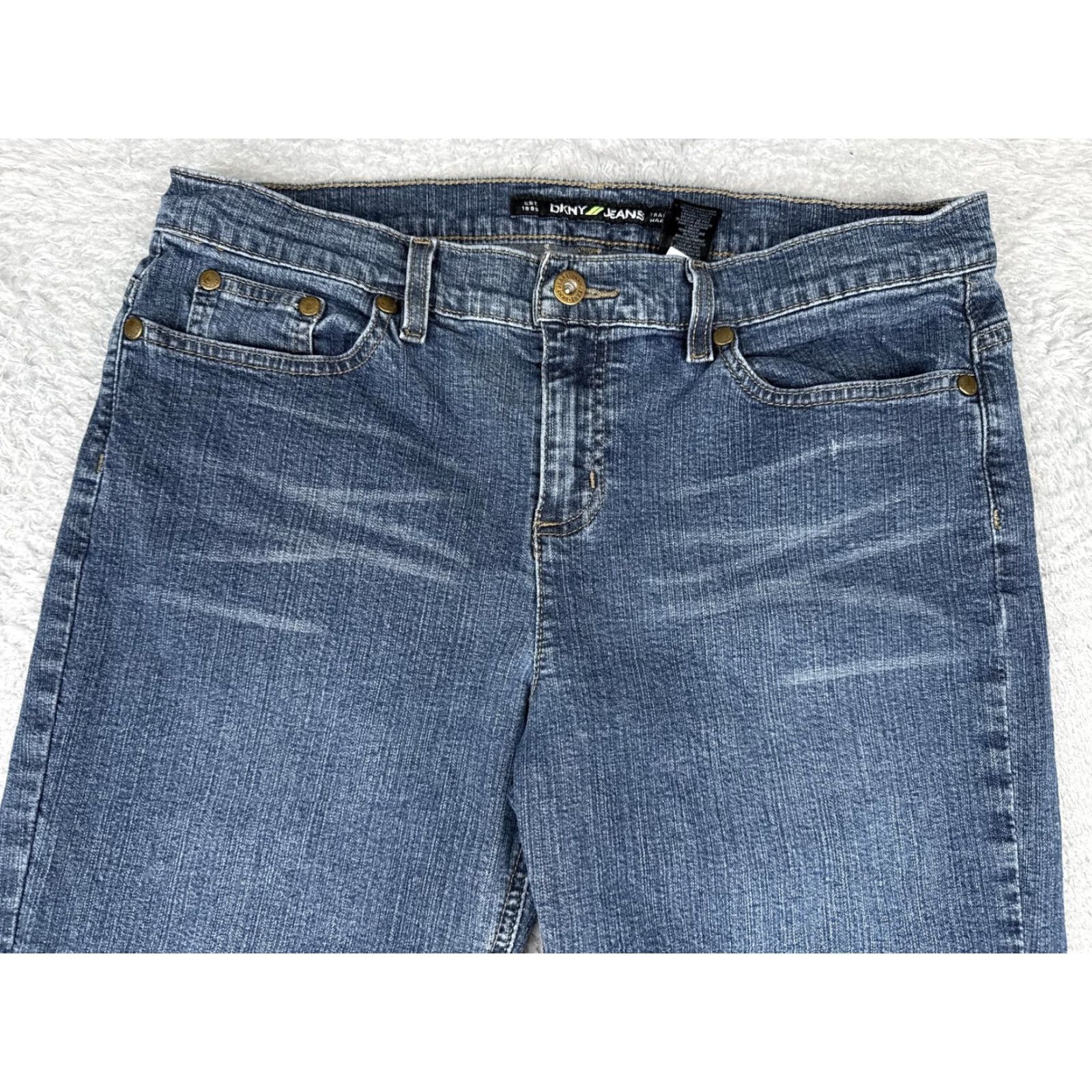 DKNY VINTAGE DKNY Jeans Straight Jeans Womens 12 Blue Mid Rise Distressed Denim 32x30 Raw Hem Size 34" / US 12 / IT 48 - 4 Thumbnail