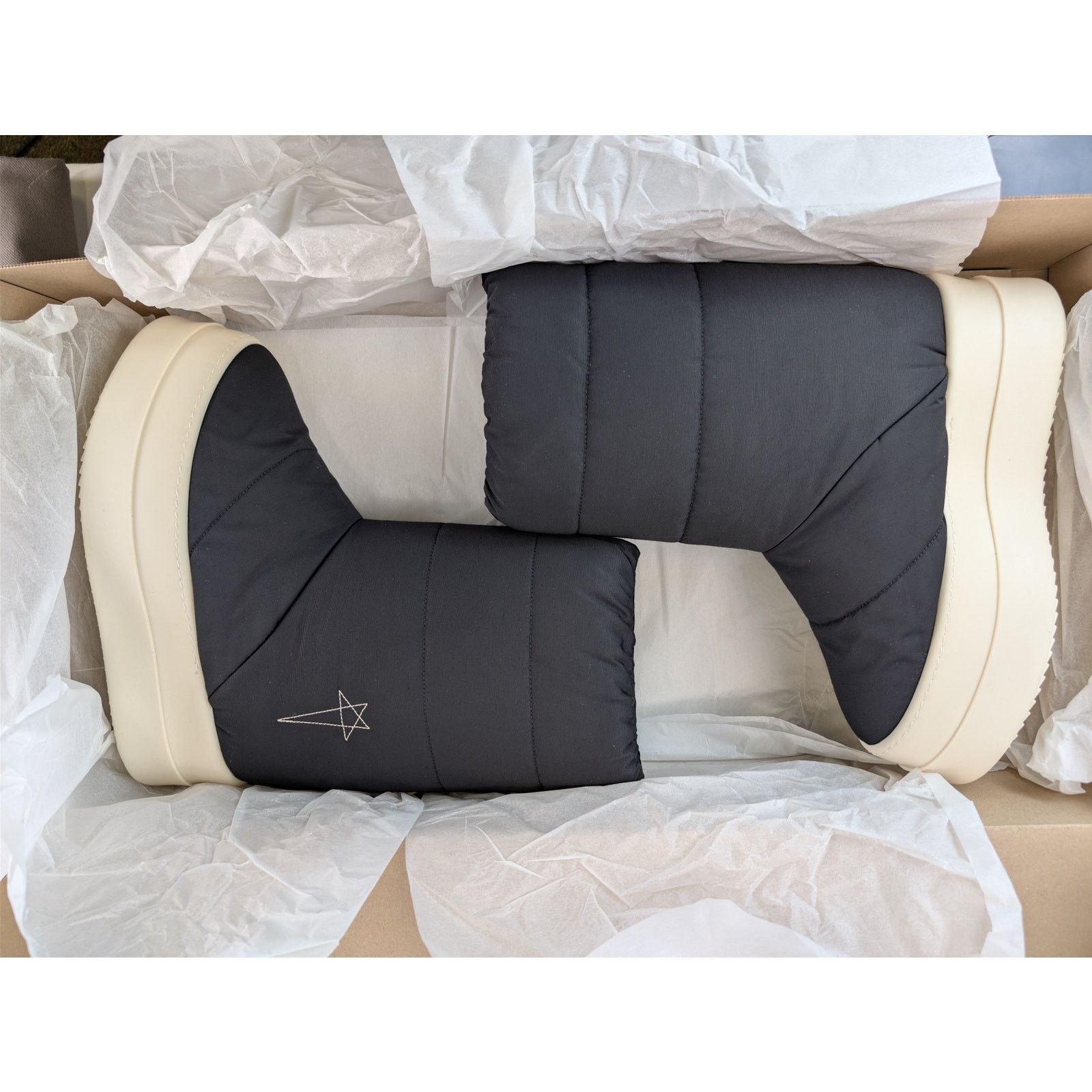 Rick Owens Drkshdw o1rshd1 Mega Bumper Lunar Boots in Black/White 42 Size US 9 / EU 42 - 21 Thumbnail